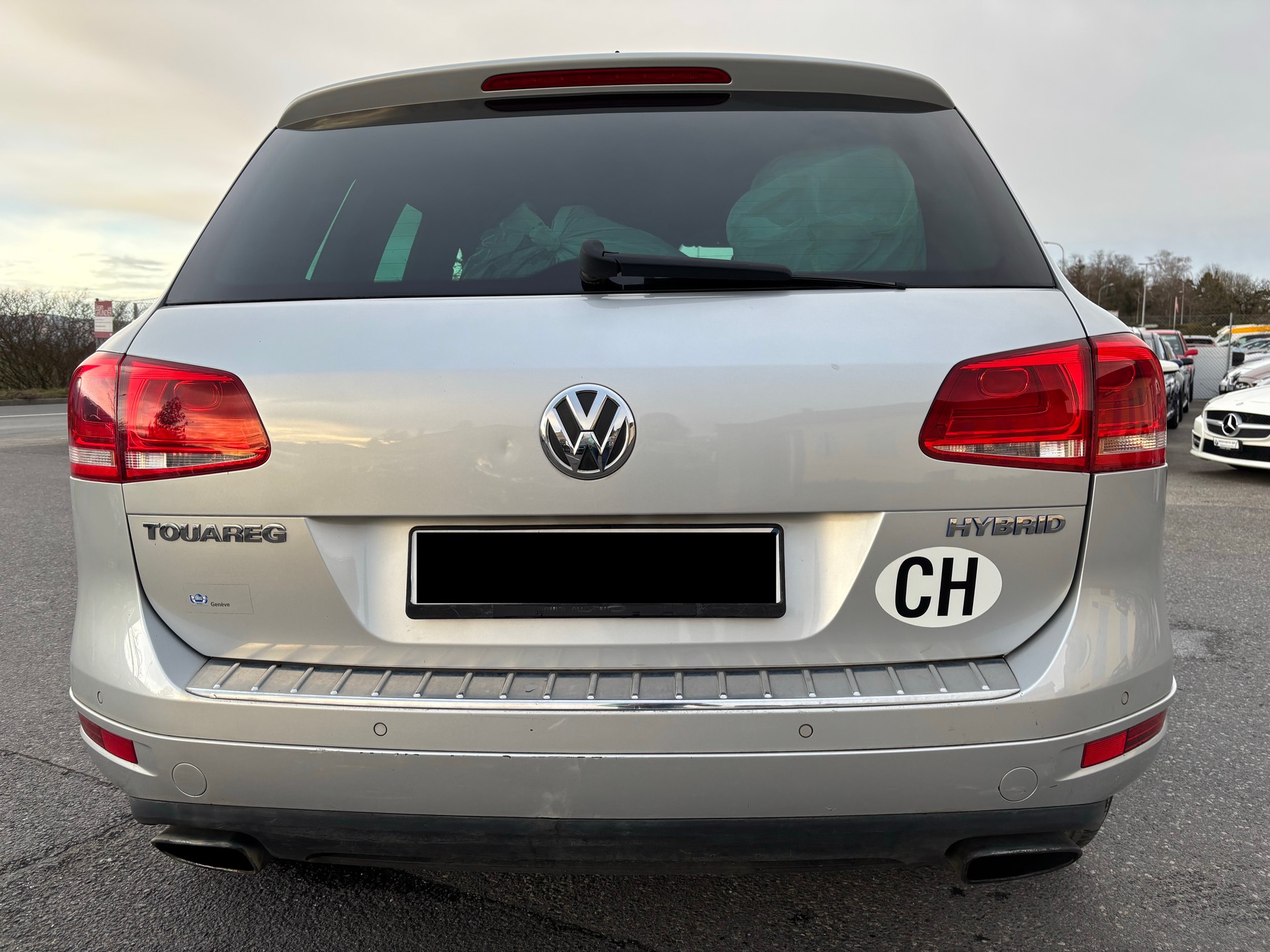 VW Touareg 3.0 TSI Hybrid Tiptronic-image-4
