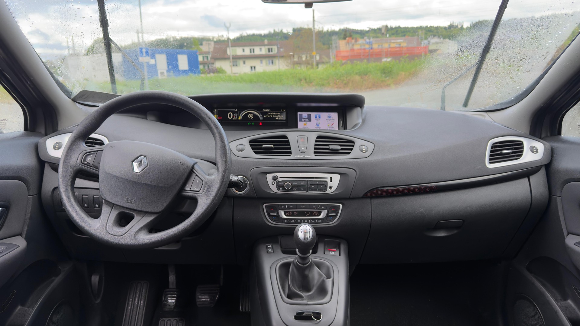 RENAULT Grand Scénic 1.2 16V Turbo Dynamique-image-9
