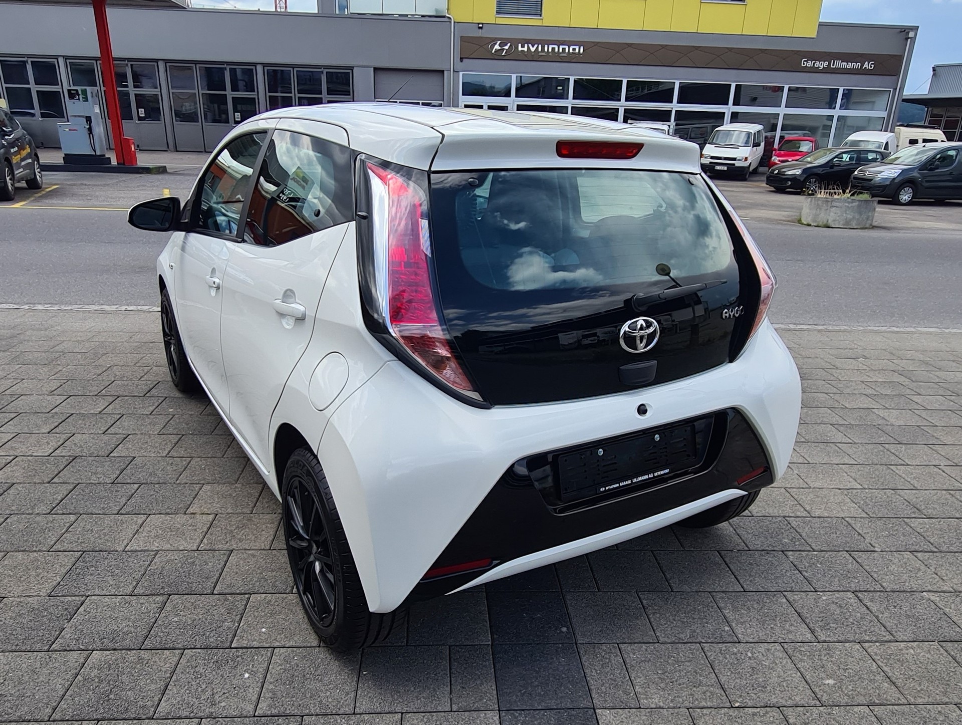 TOYOTA Aygo 1.0 VVT-i x-play-image-5