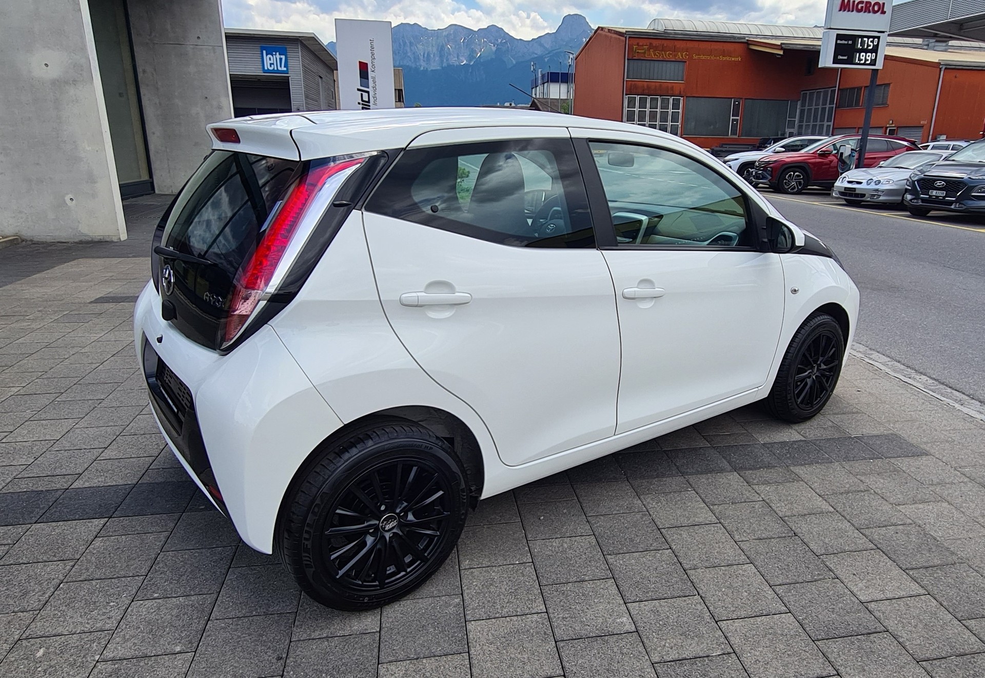 TOYOTA Aygo 1.0 VVT-i x-play-showroom-element-3