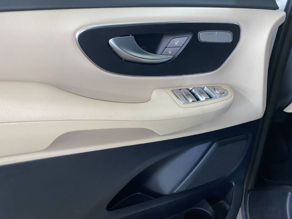 MERCEDES-BENZ Marco Polo 250 d-image-11