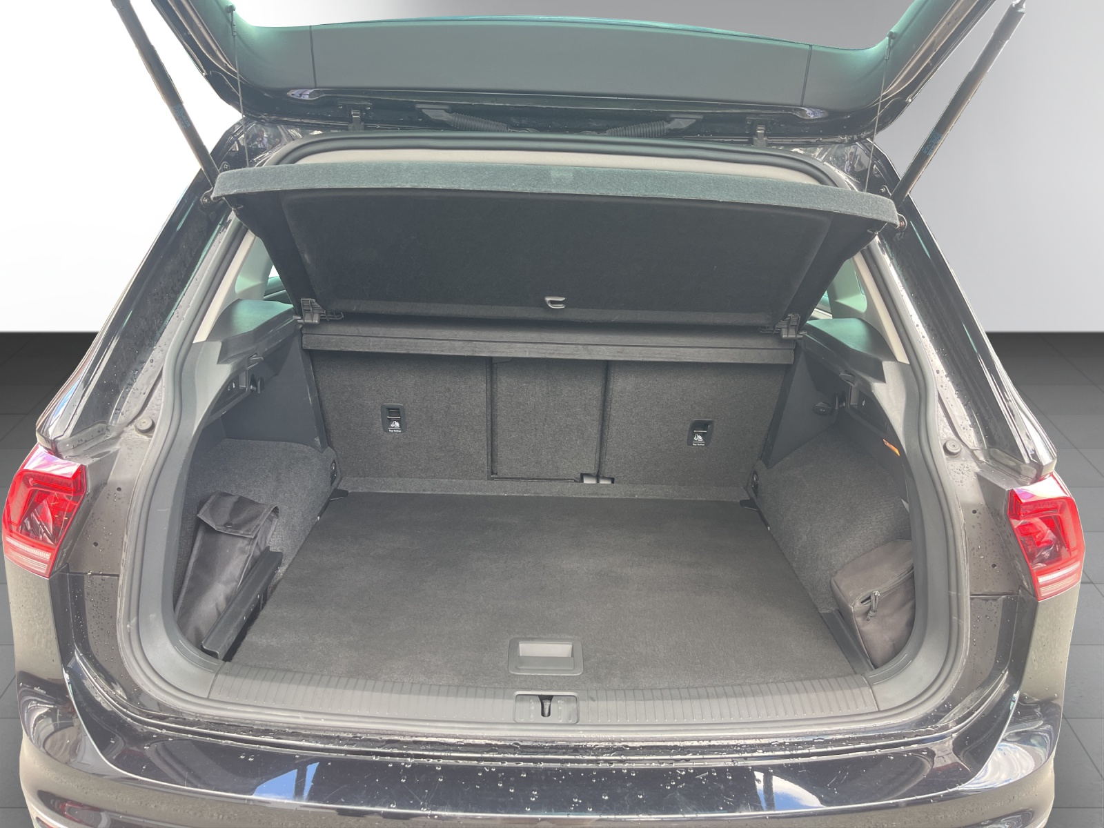 VW Tiguan 2.0TSI Highline 4Motion DSG-image-5