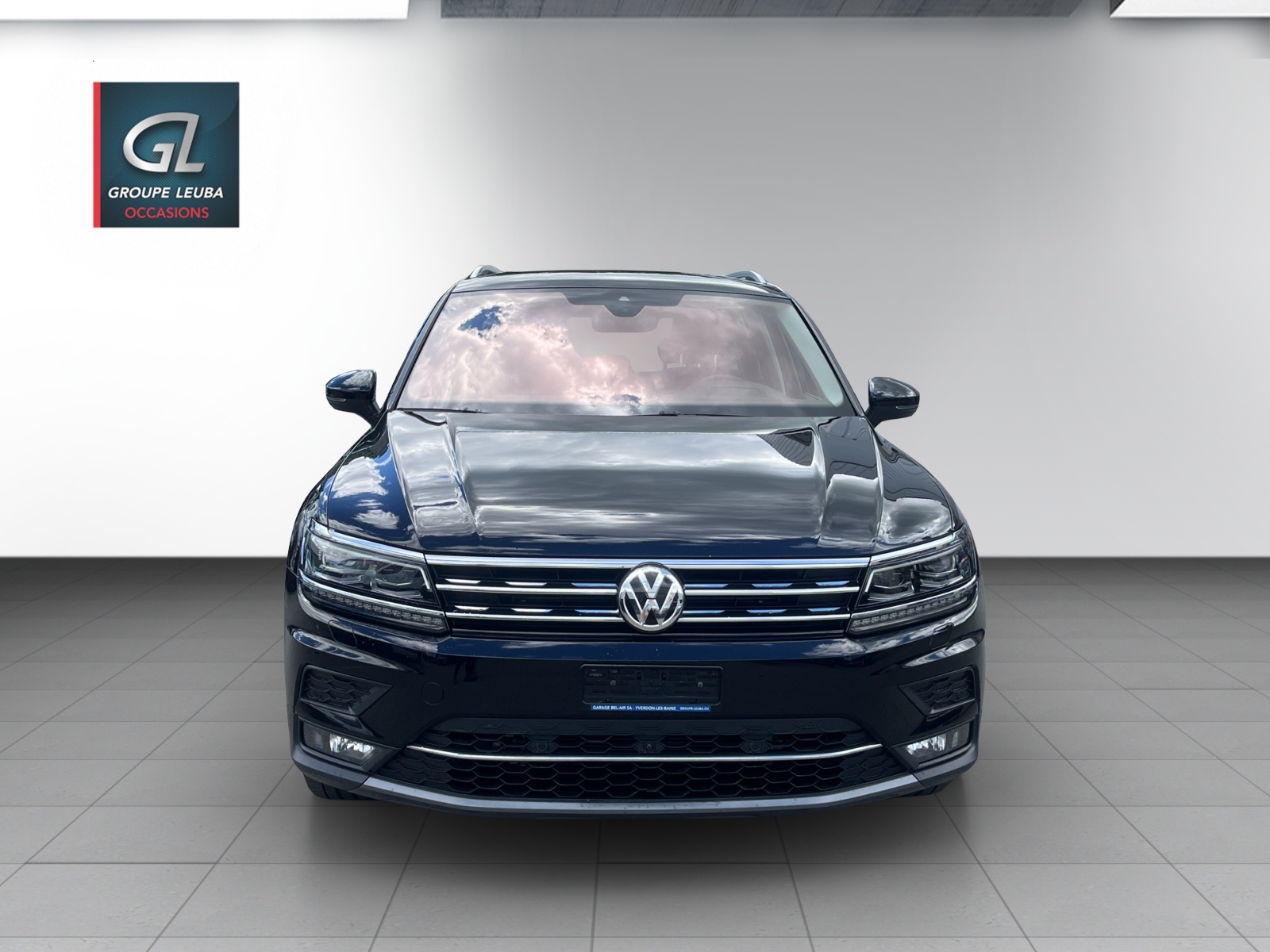 VW Tiguan 2.0TSI Highline 4Motion DSG-showroom-element-1