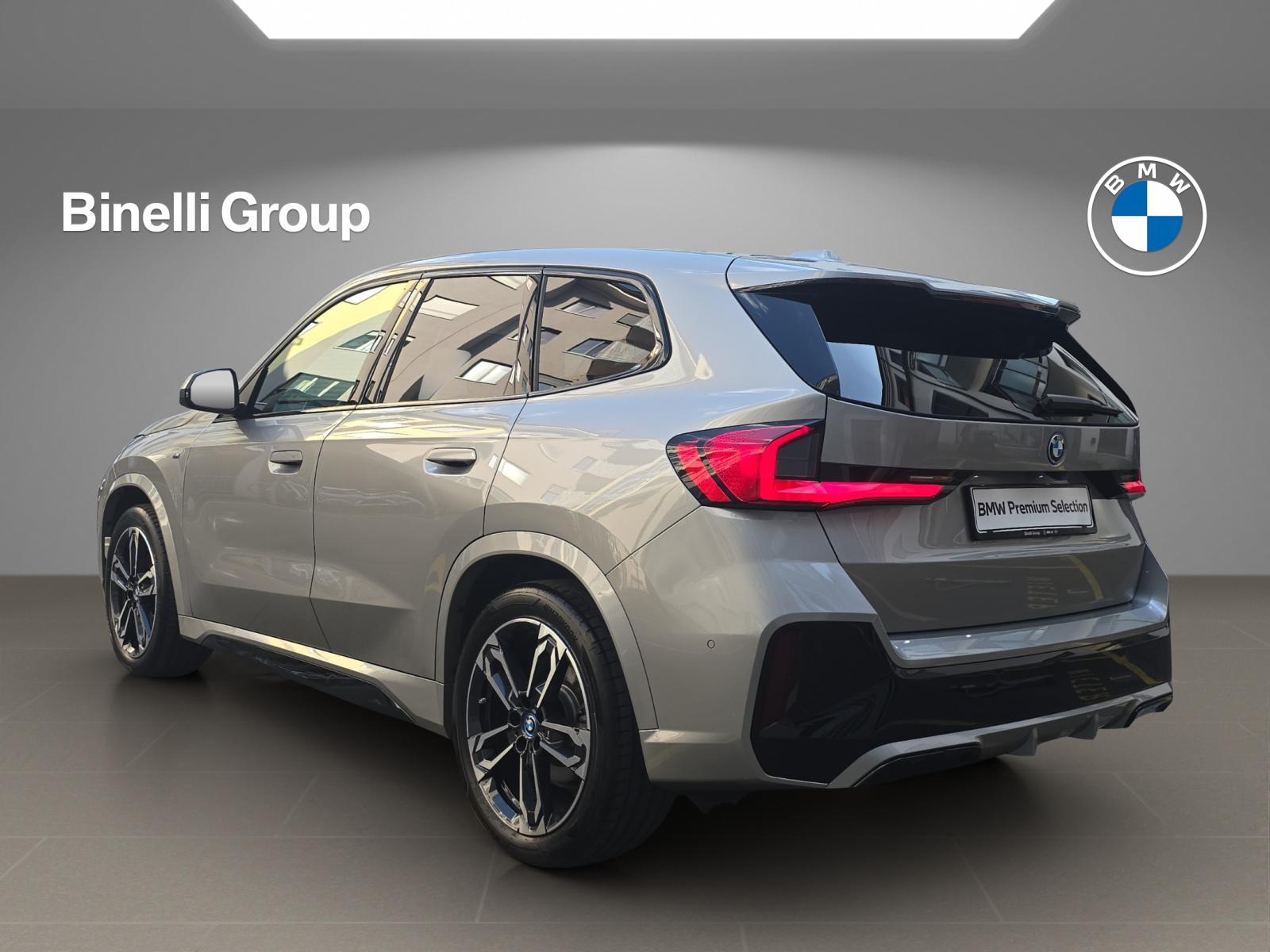 BMW iX1 30 xDrive-image-2