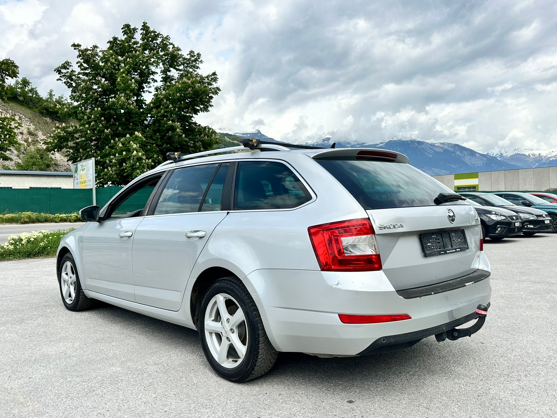 SKODA Octavia Combi 1.8 TSI Ambition 4x4 DSG-image-5