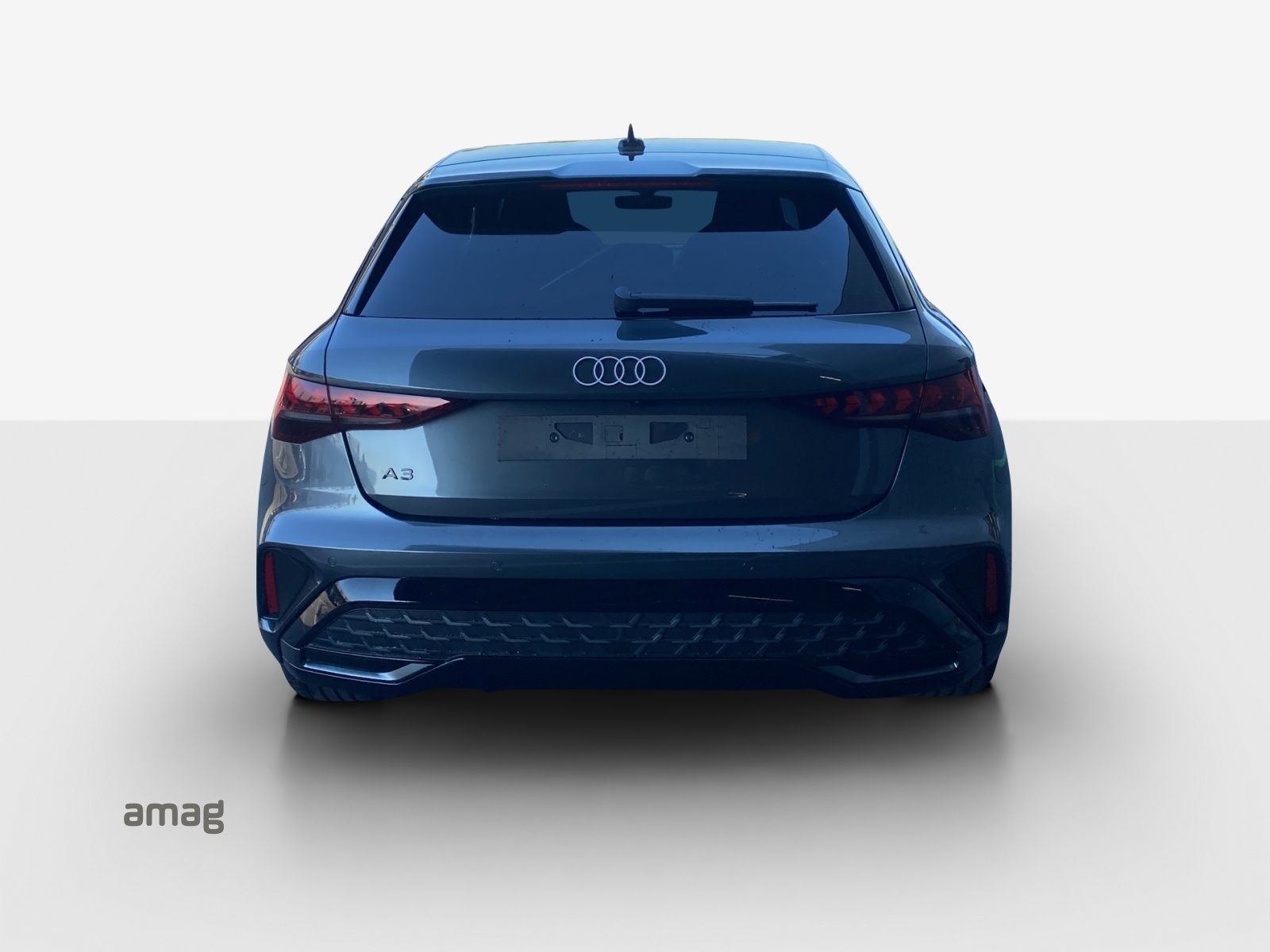 AUDI A3 Sportback TFSI 110 kW S line Attraction S tronic-showroom-element-3