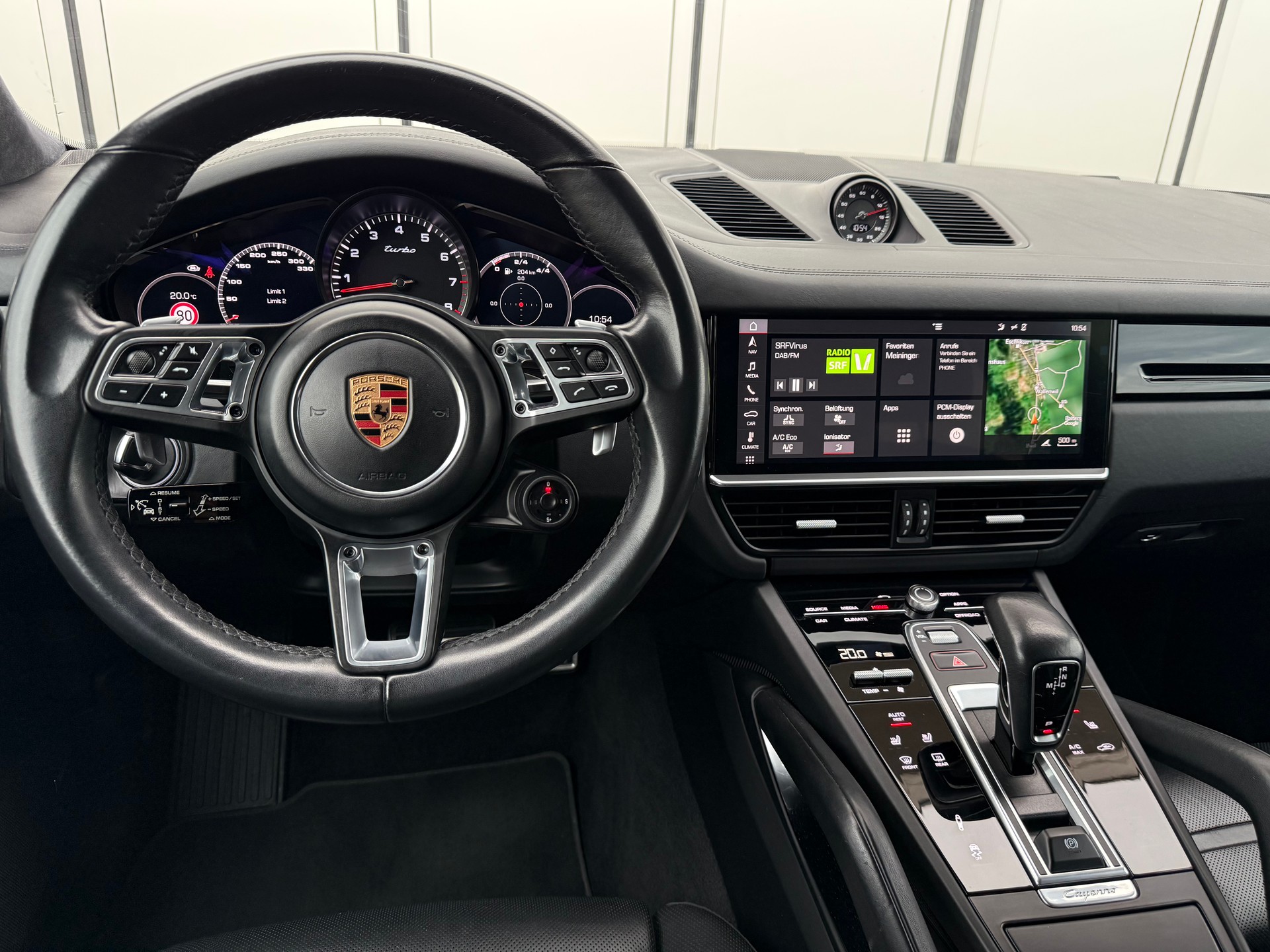 PORSCHE Cayenne Turbo-image-6