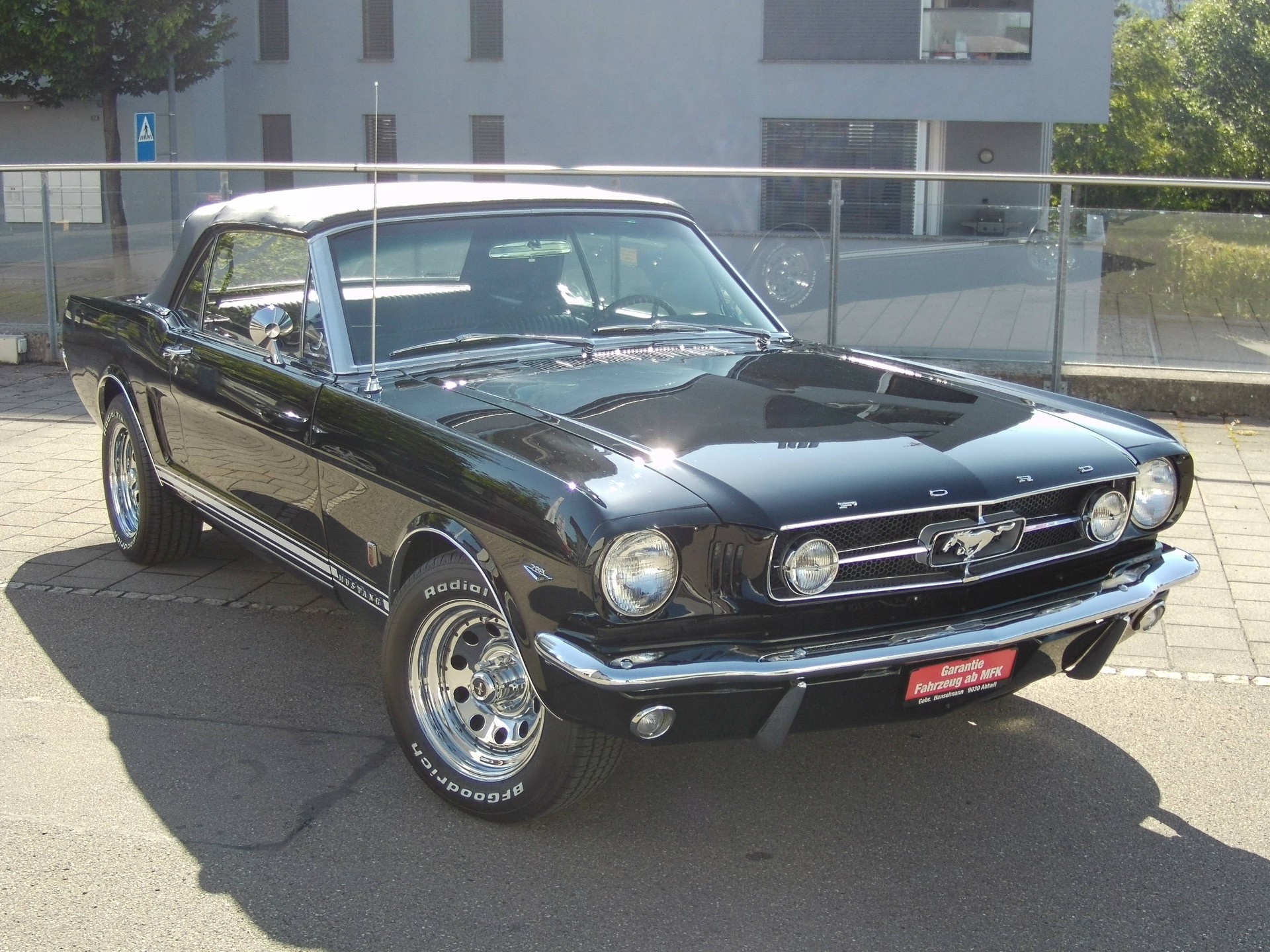 FORD MUSTANG-image-1