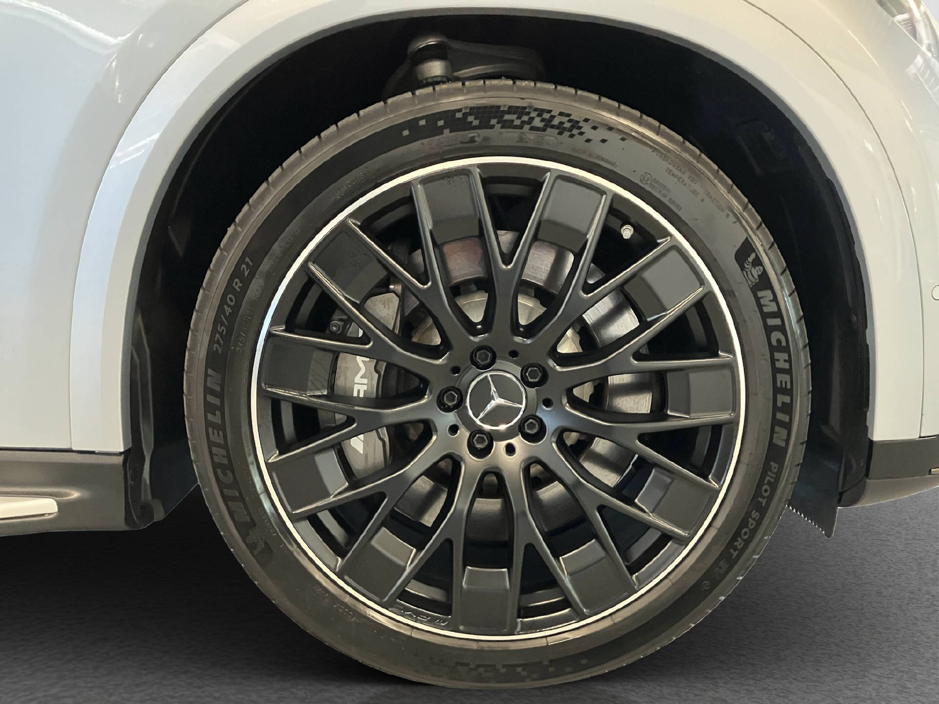 MERCEDES-BENZ EQE 43 AMG Executive Edition 4MATIC-image-6