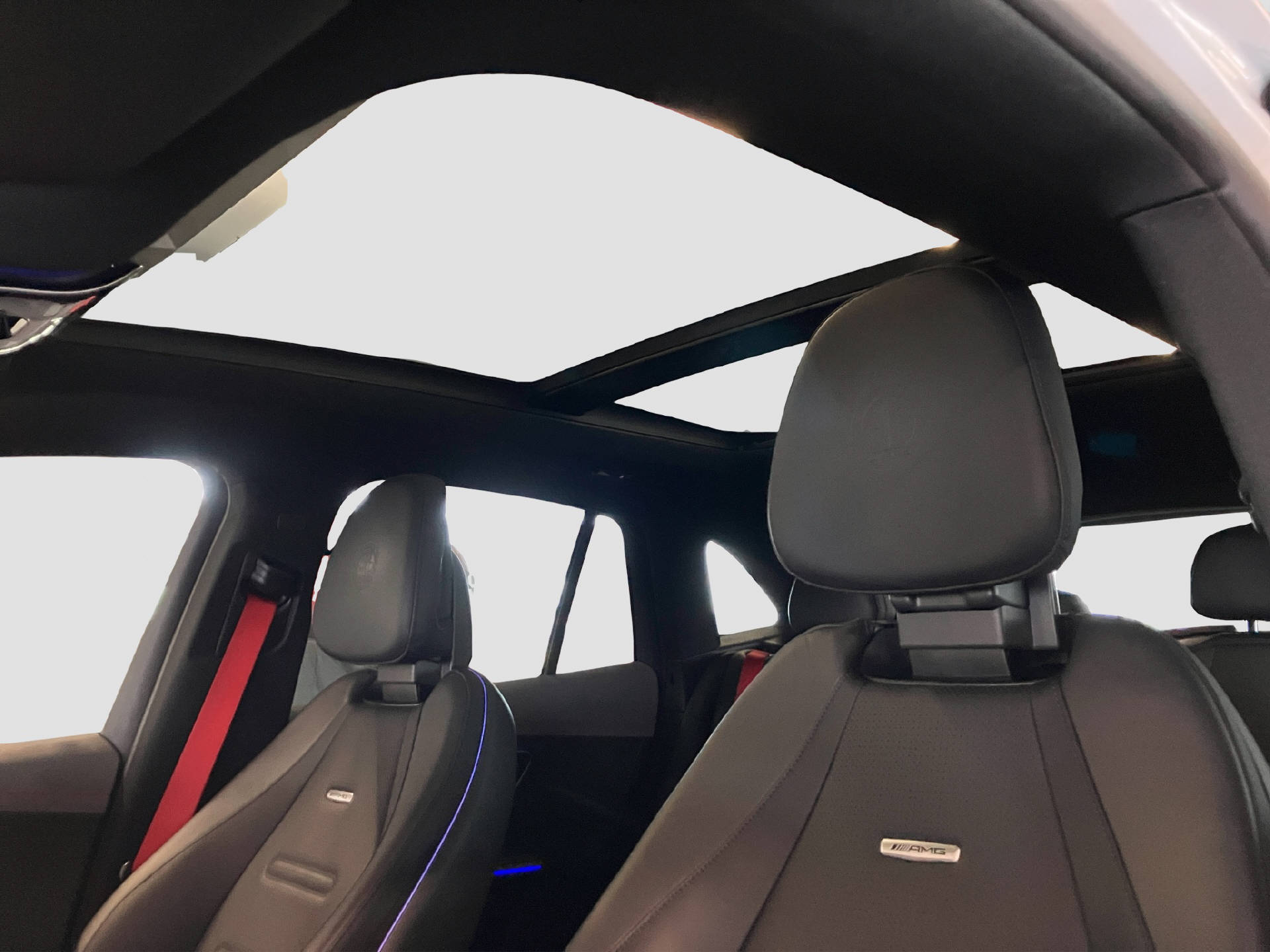 MERCEDES-BENZ EQE 43 AMG Executive Edition 4MATIC-image-11