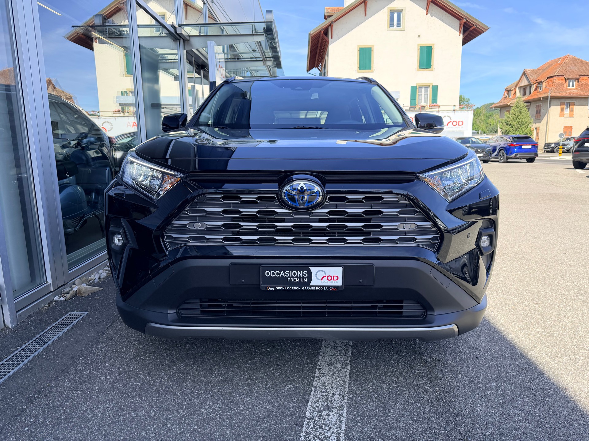 TOYOTA RAV-4 2.5 HSD Trend e-CVT-showroom-element-1