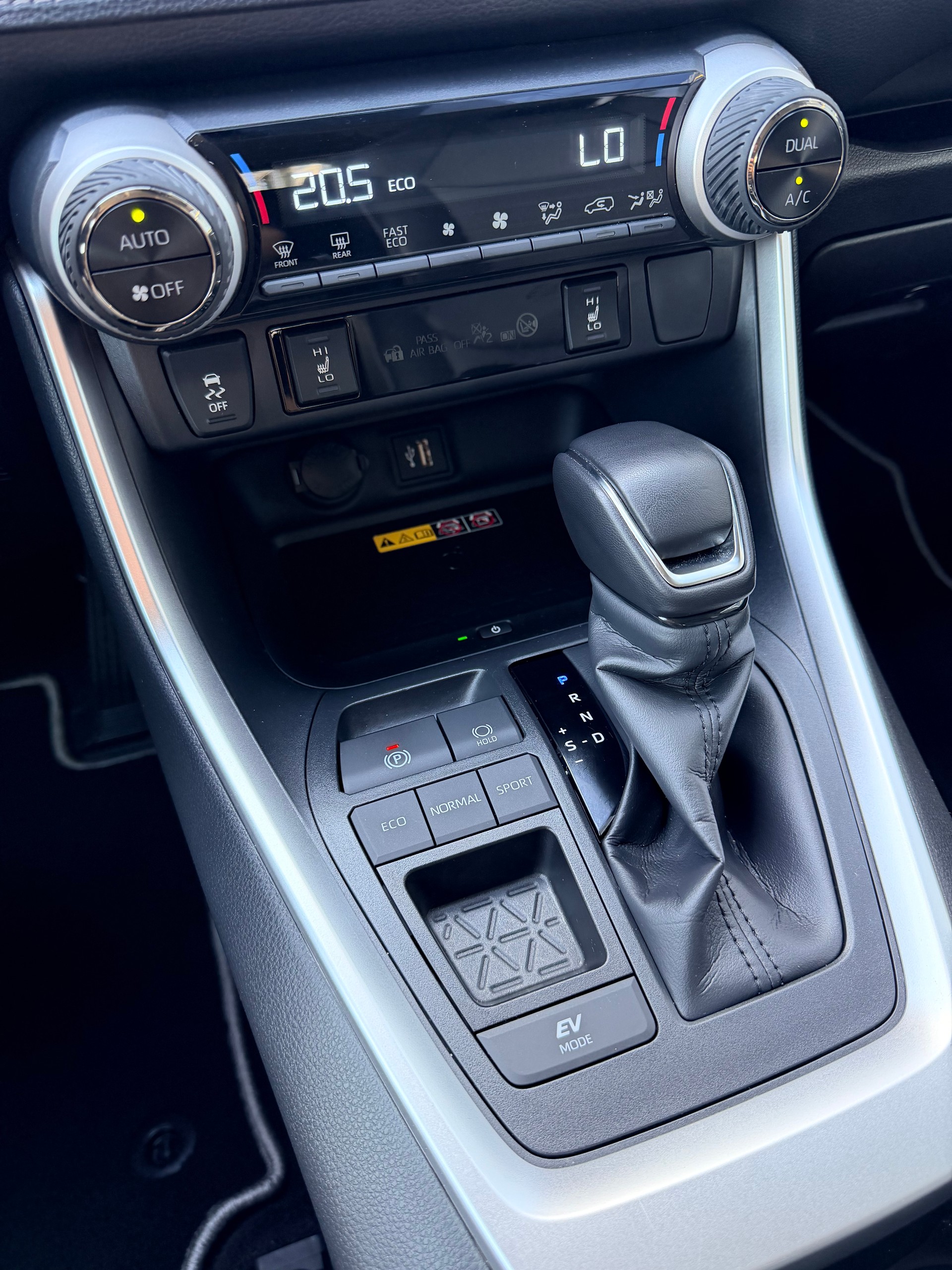 TOYOTA RAV-4 2.5 HSD Trend e-CVT-image-23