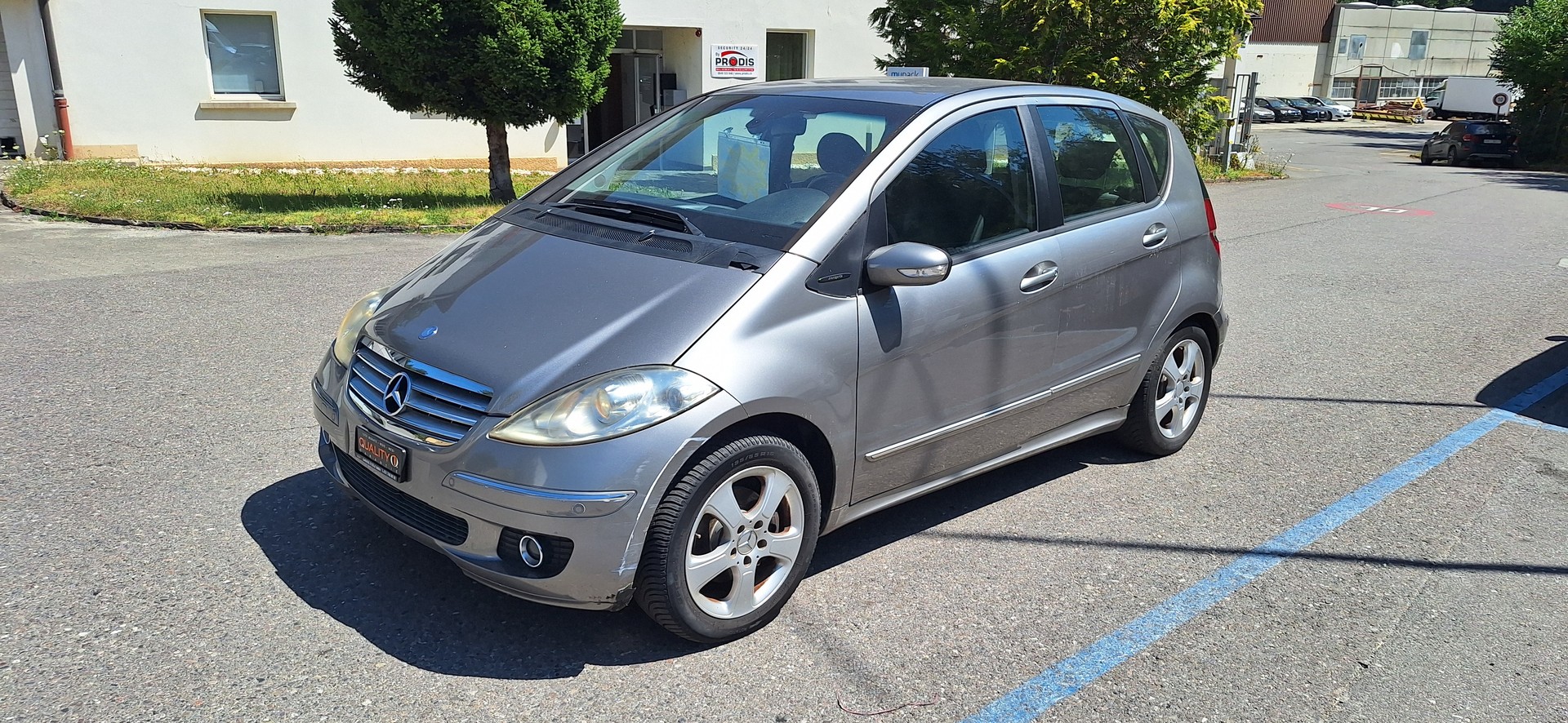 MERCEDES-BENZ A 200 Avantgarde