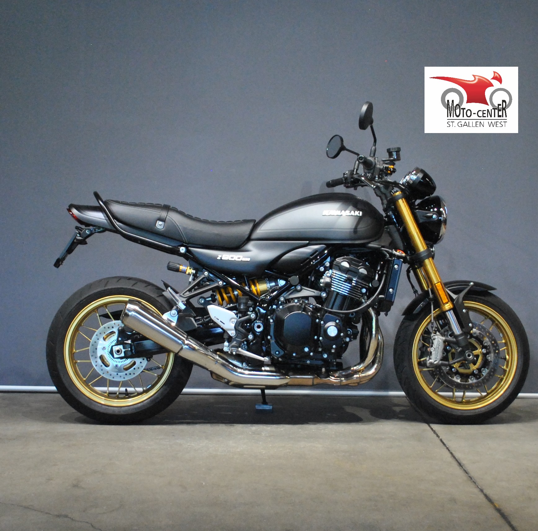 KAWASAKI Z 900 RS-showroom-element-1