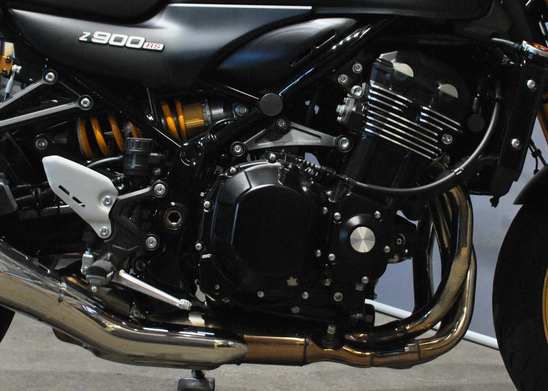 KAWASAKI Z 900 RS-image-10