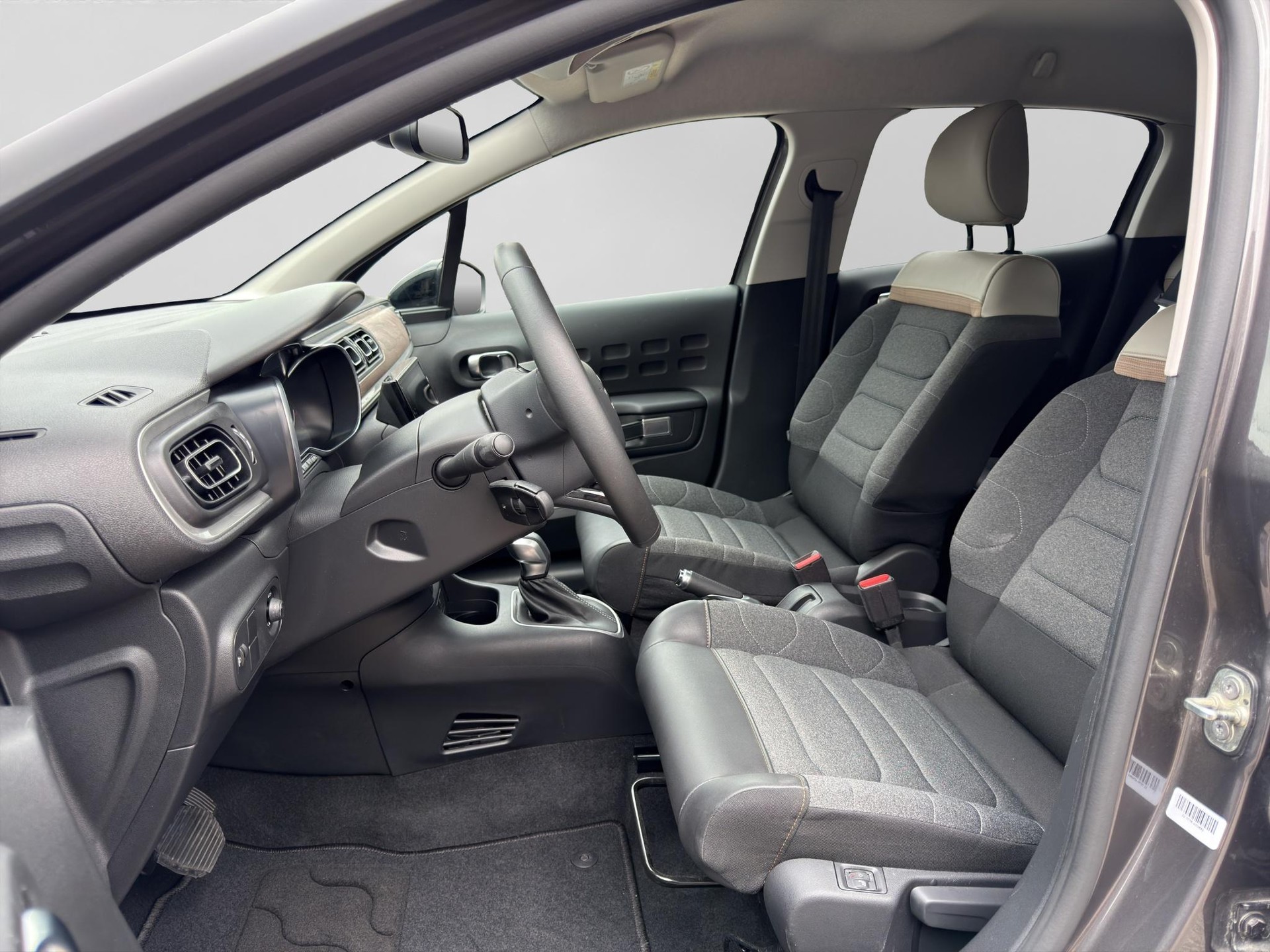 CITROEN C3 1.2 PureTech Swiss Edition+-showroom-element-3