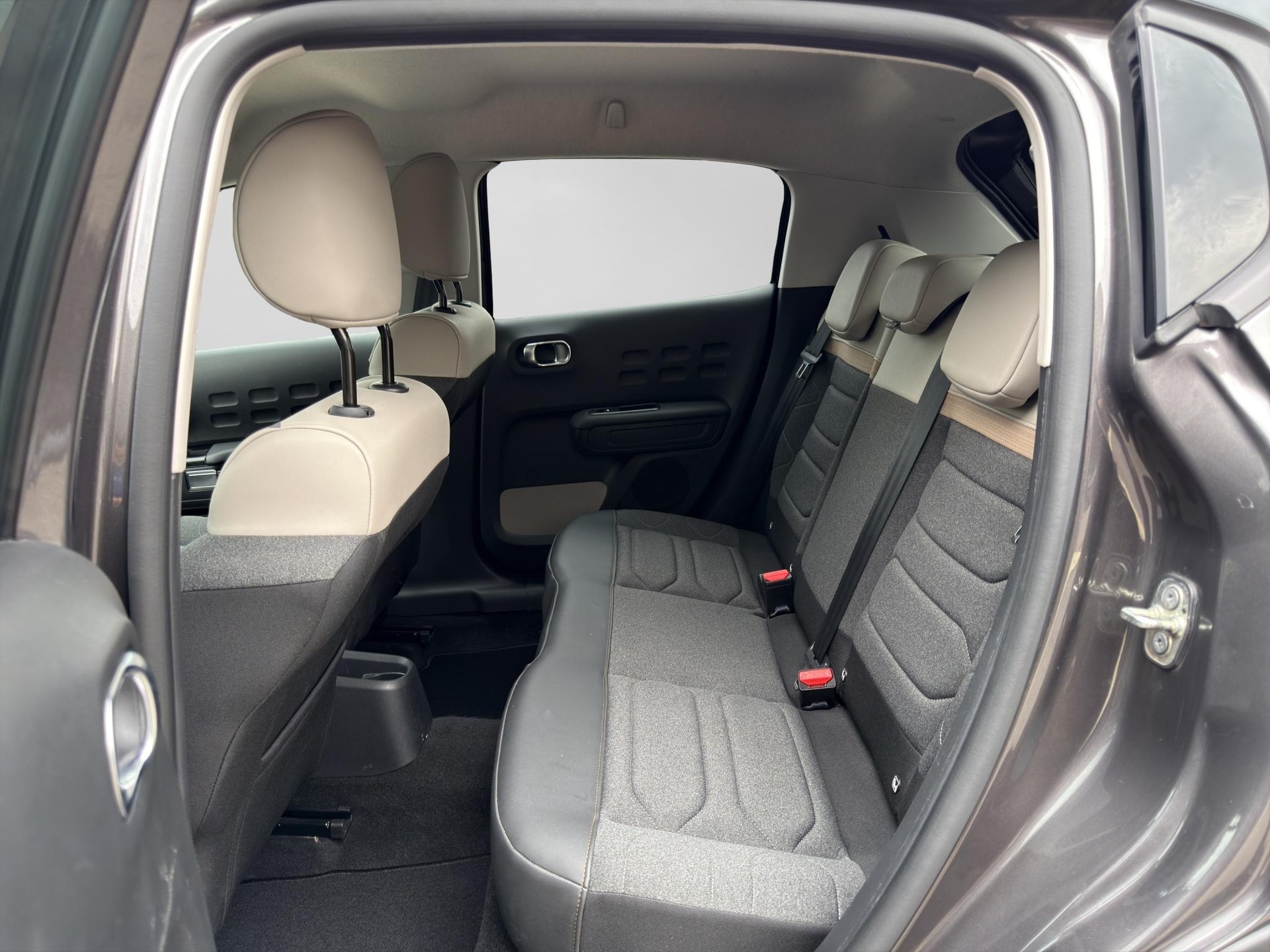 CITROEN C3 1.2 PureTech Swiss Edition+-image-4