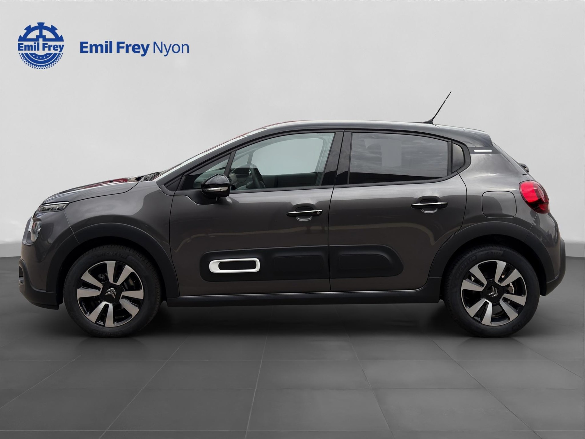 CITROEN C3 1.2 PureTech Swiss Edition+-showroom-element-1