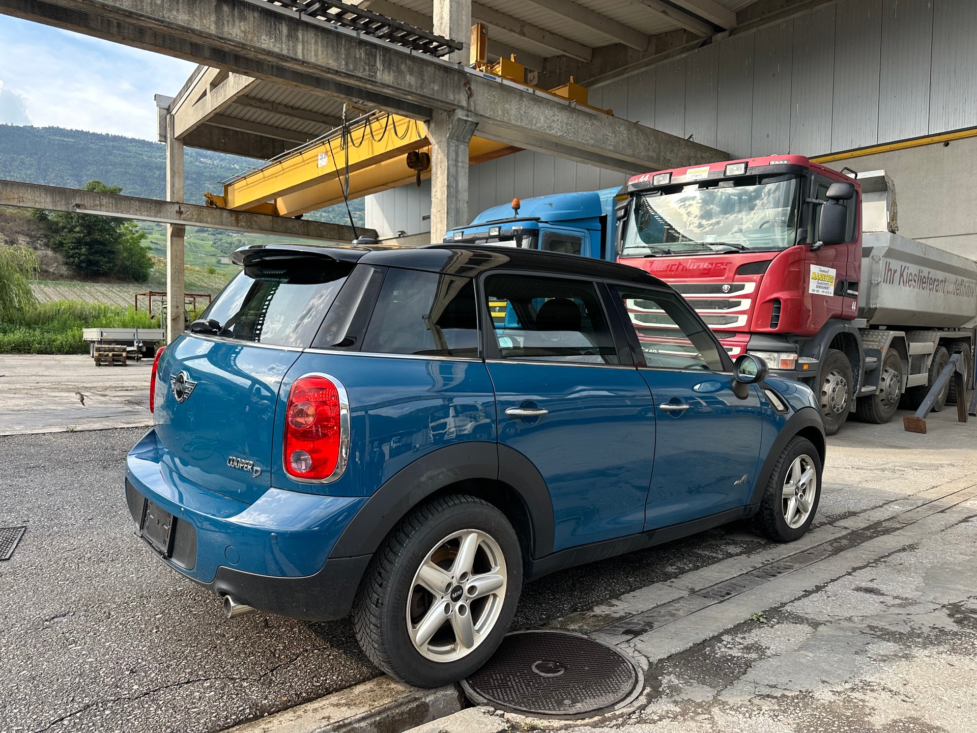 MINI Countryman Cooper D ALL4-image-3