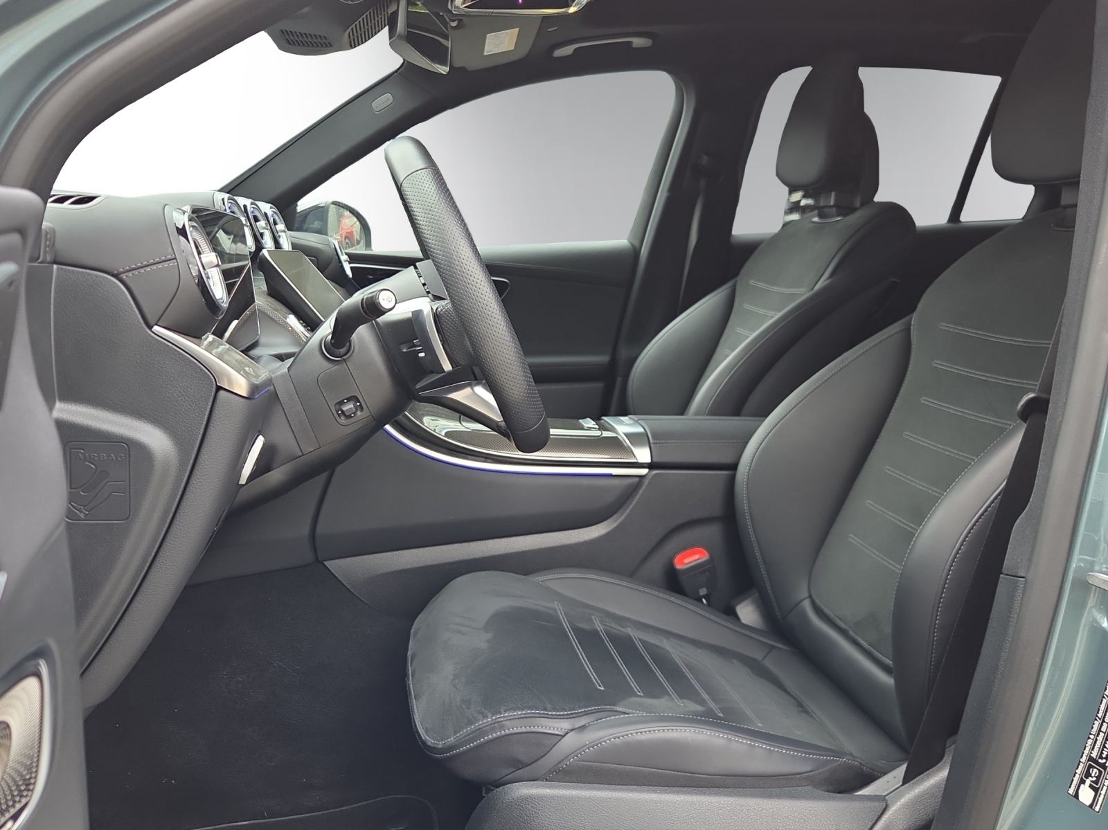 MERCEDES-BENZ GLC 300 4Matic 9G-Tronic-image-6