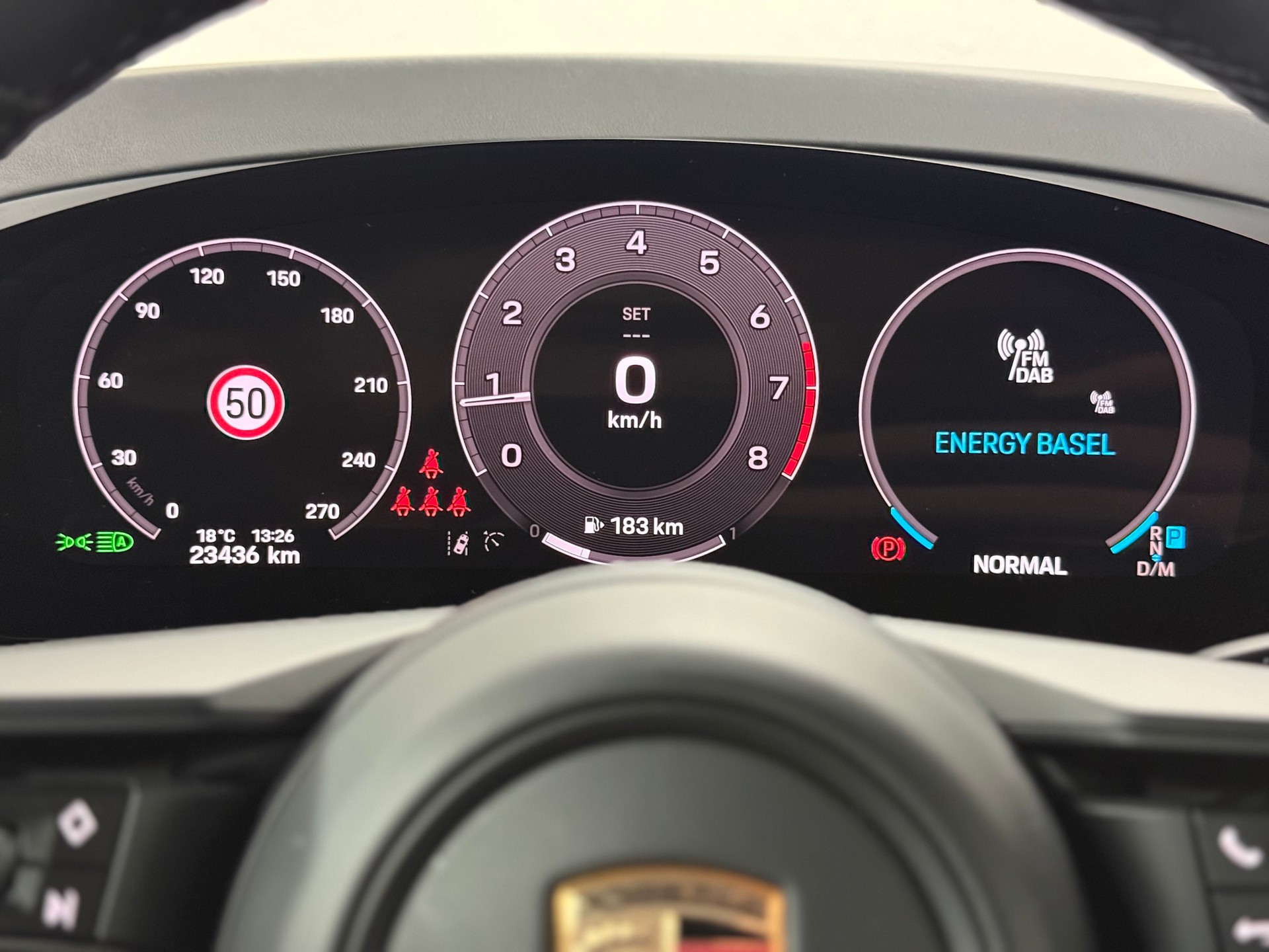 PORSCHE Cayenne Tiptronic-image-17