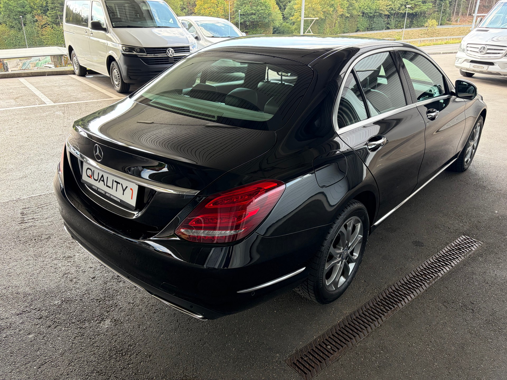 MERCEDES-BENZ C 400 Exclusive 4Matic 7G-Tronic-showroom-element-3