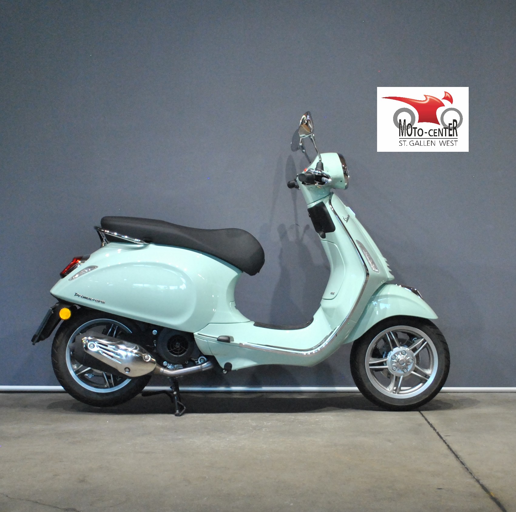 PIAGGIO Vespa Primavera-showroom-element-1