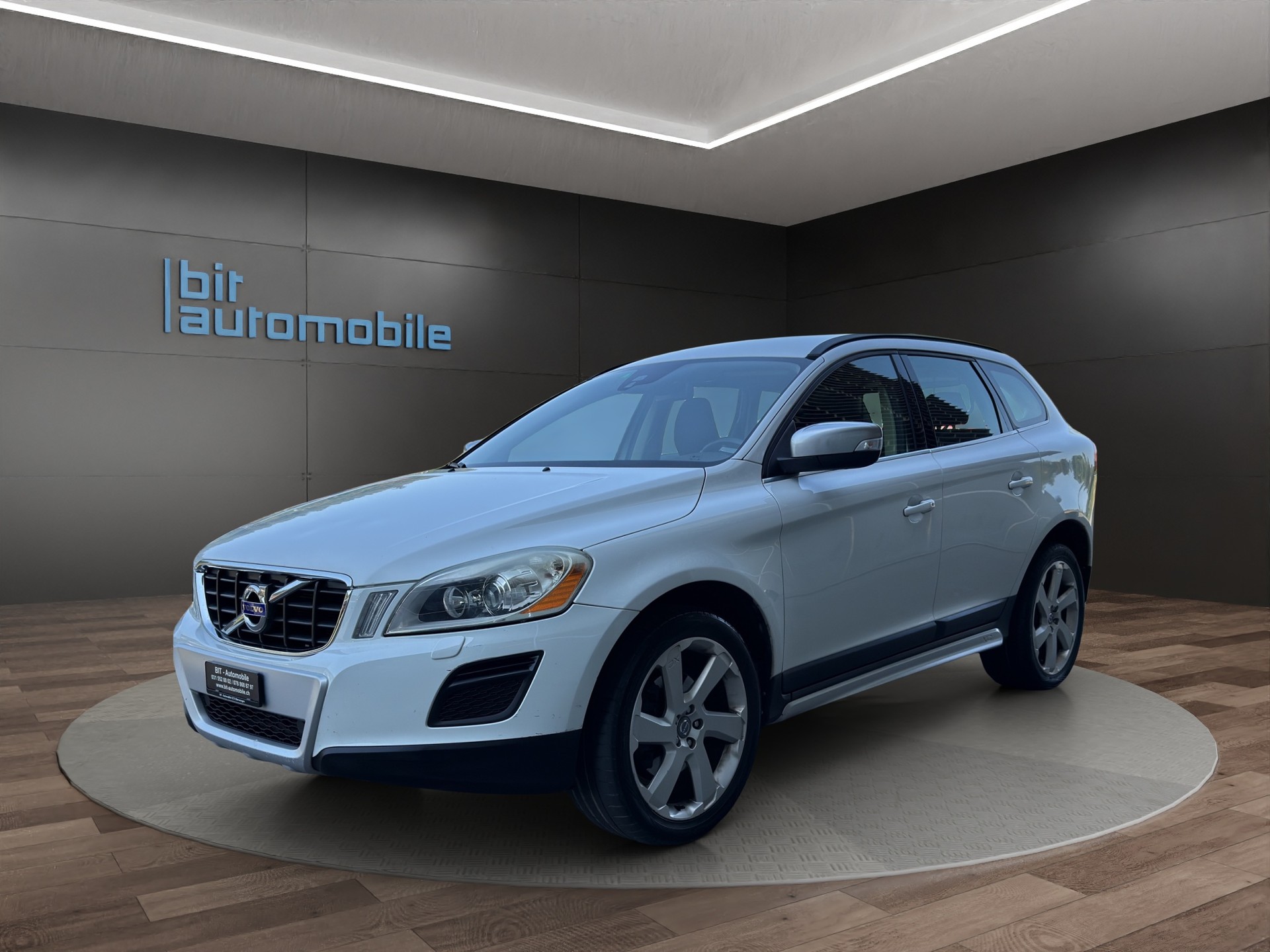 VOLVO XC60 D4 AWD Husky Edition Geartronic