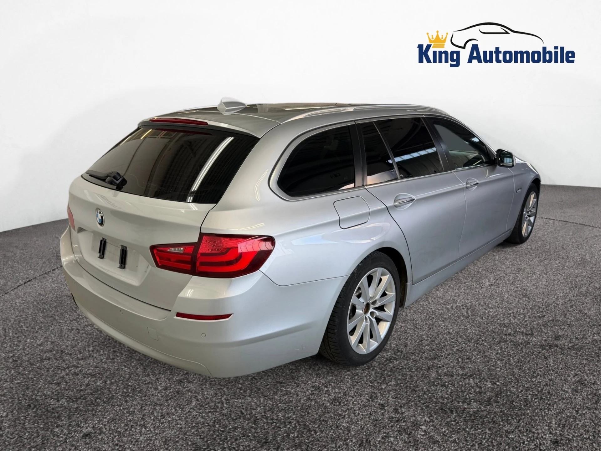 BMW 525d xDrive Touring Steptronic-image-4