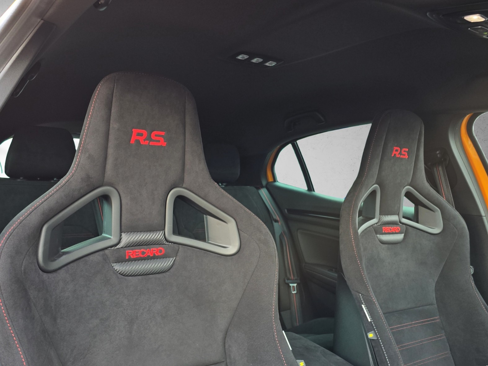 RENAULT Mégane Trophy 300 EDC 4CONTROL Recaro-image-16