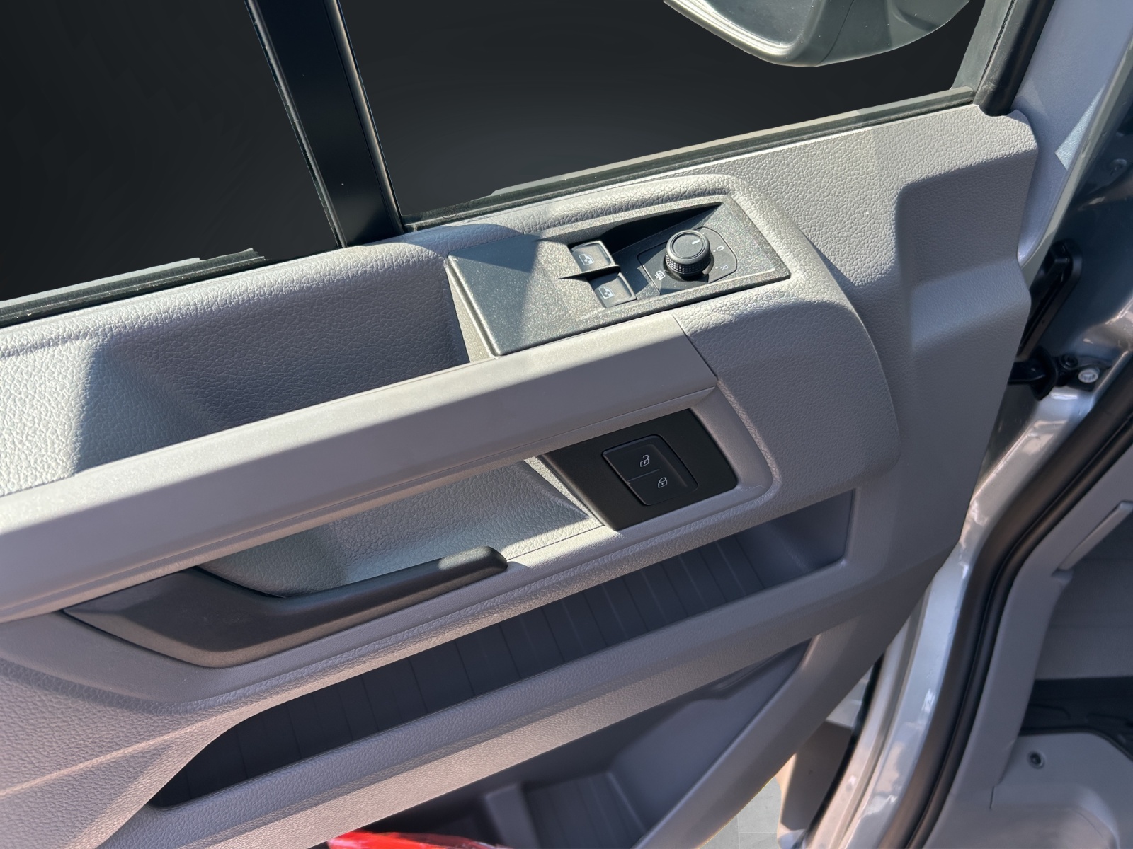 VW Crafter 35 2.0 BiTDI L3 4Motion A-image-16