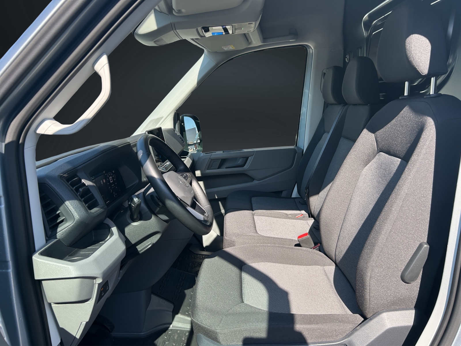 VW Crafter 35 2.0 BiTDI L3 4Motion A-image-11
