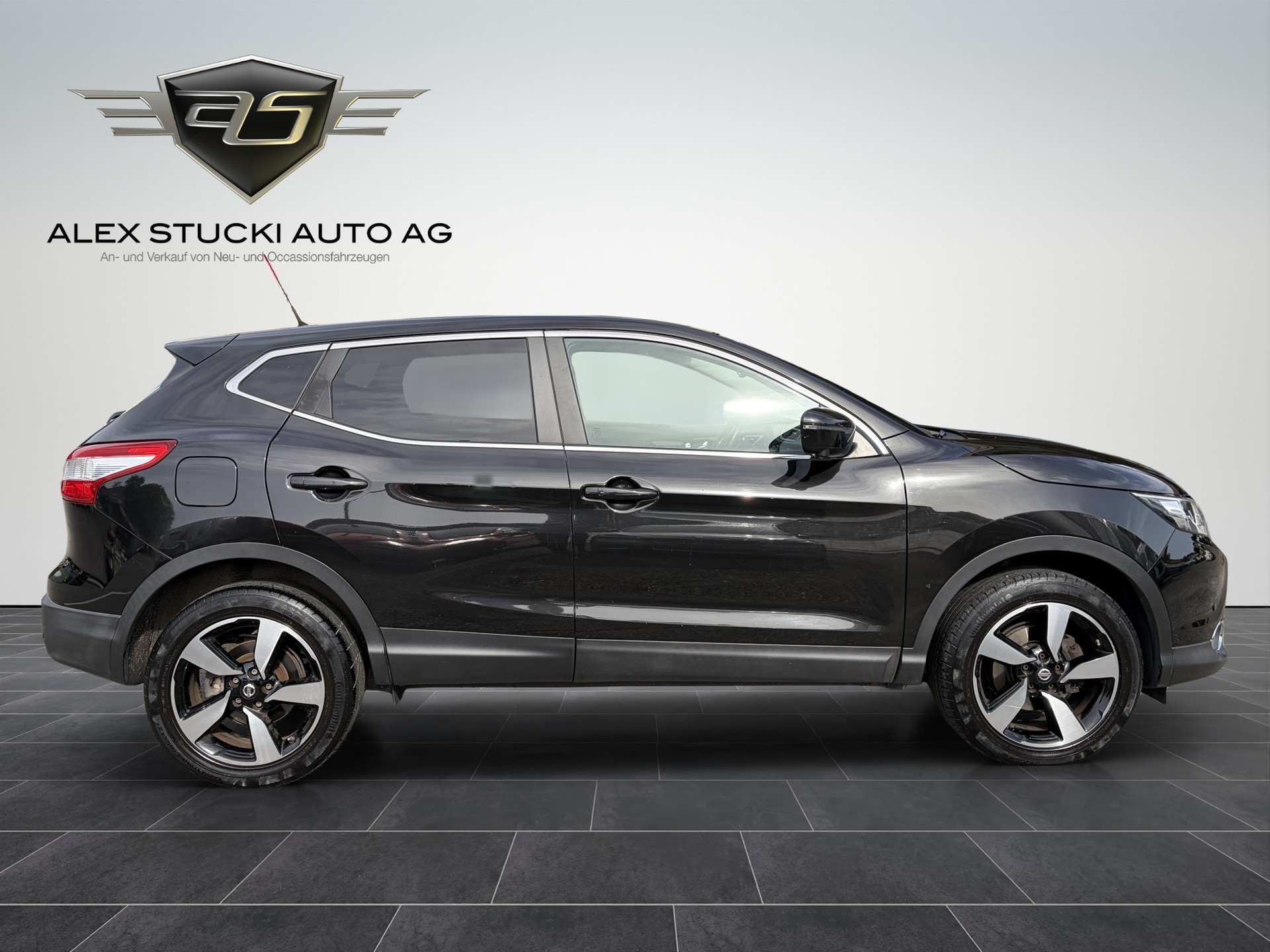 NISSAN Qashqai 1.6 dCi 360° Xtronic CVT-image-4