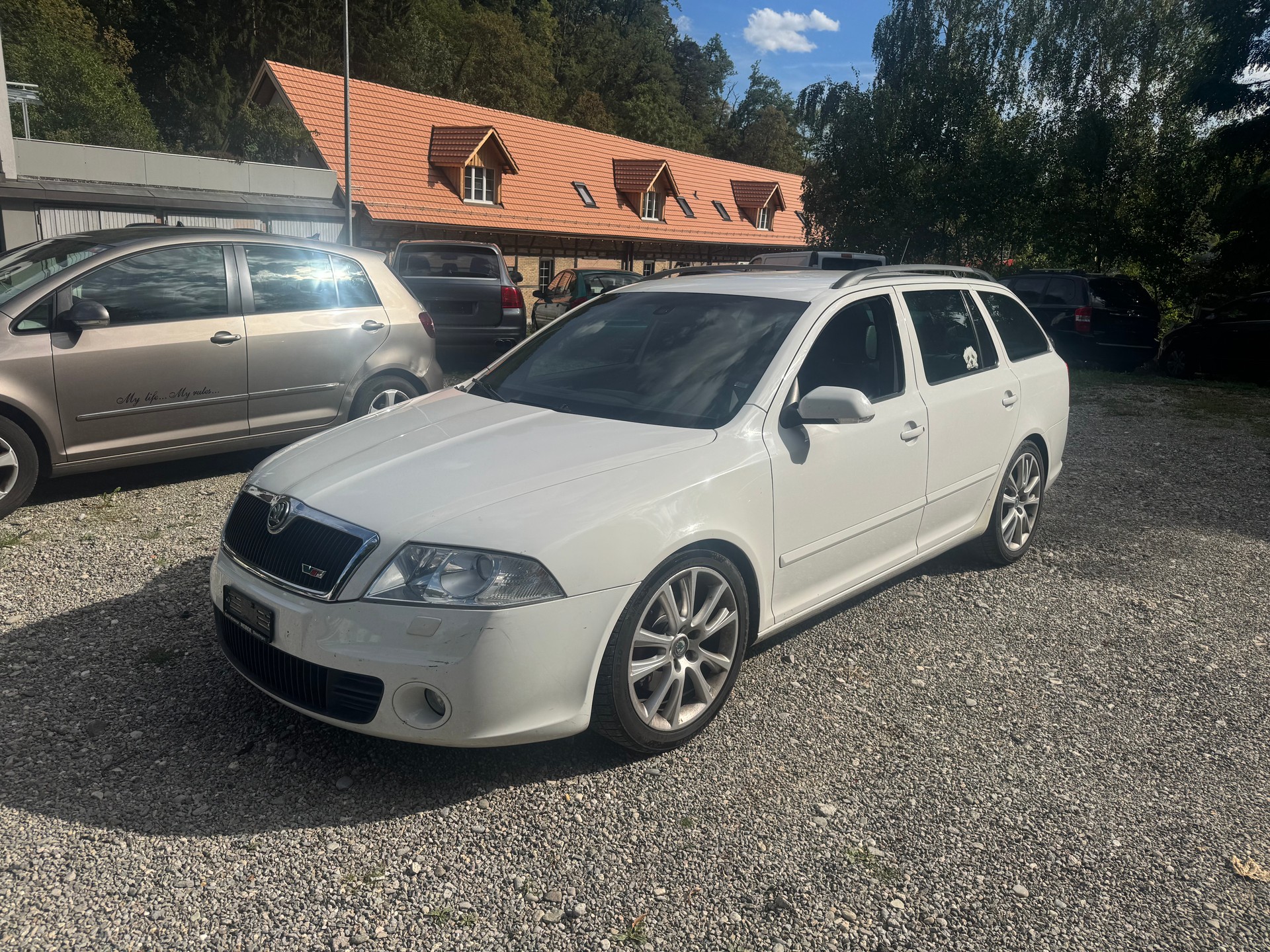 SKODA Octavia 2.0 TFSI RS-image-1