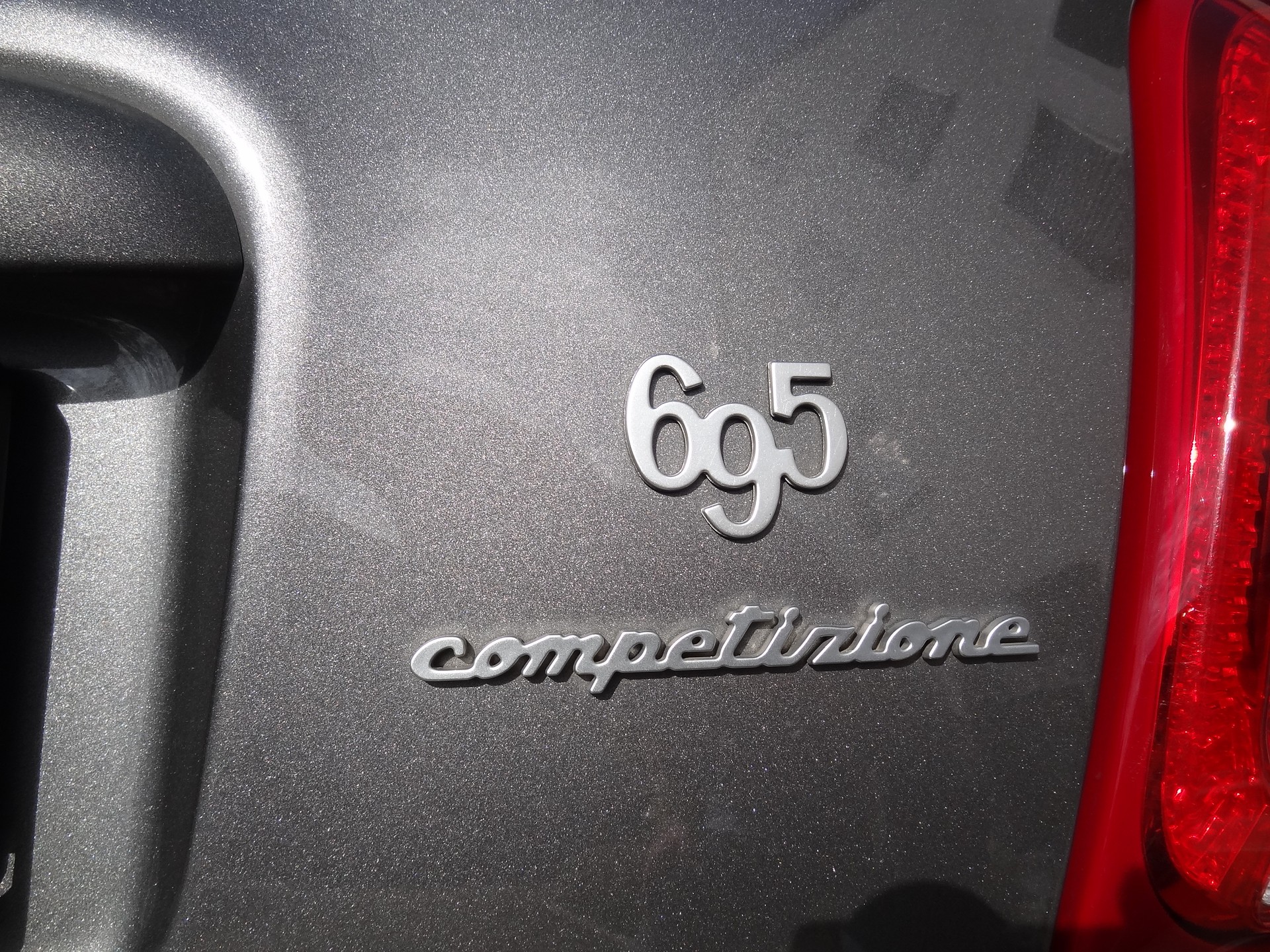 FIAT 695 1.4 16V Turbo Abarth 695 Competizione Dualogic-image-4