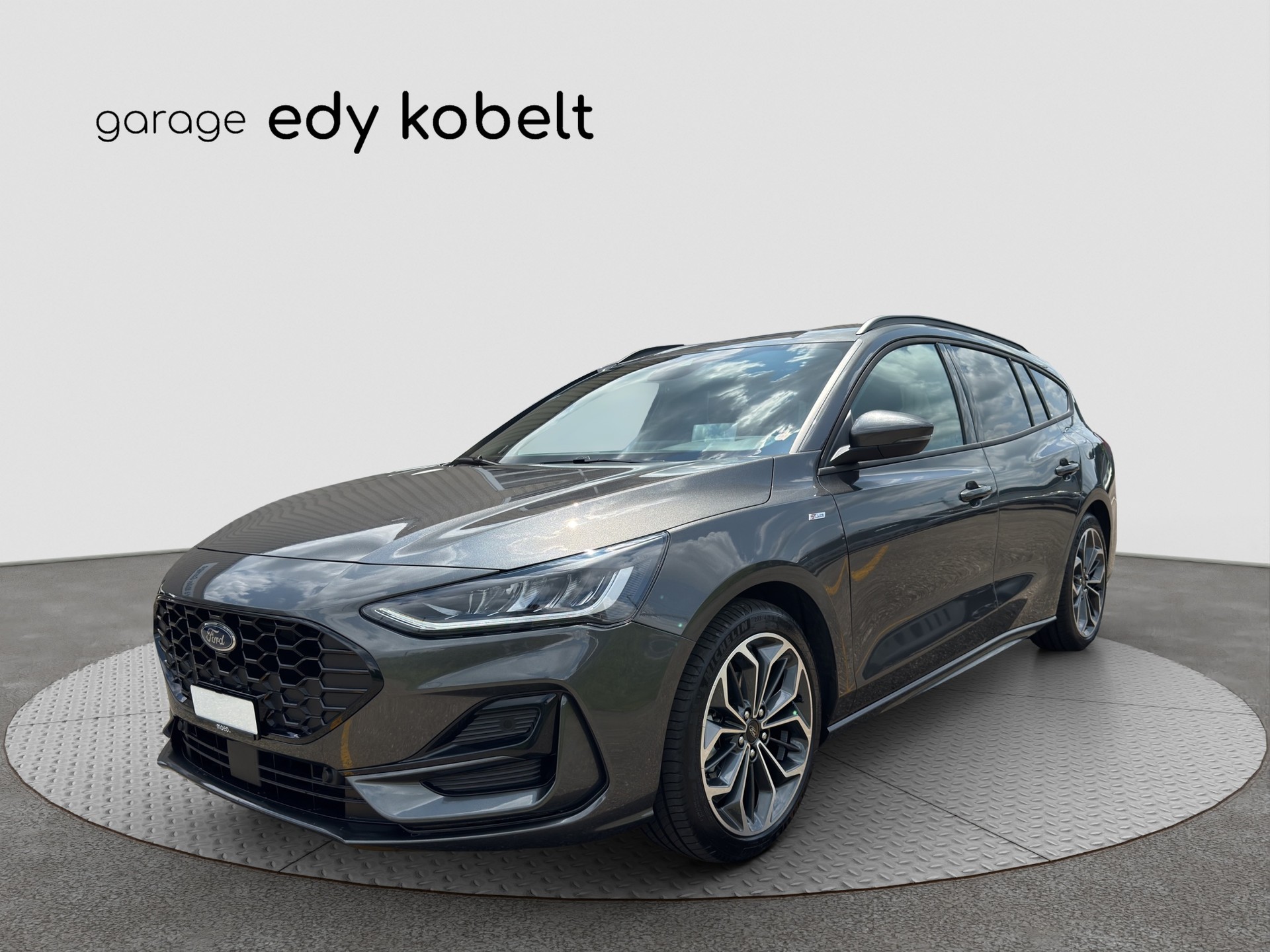 FORD Focus 1.0 MHEV ST-Line X Automat