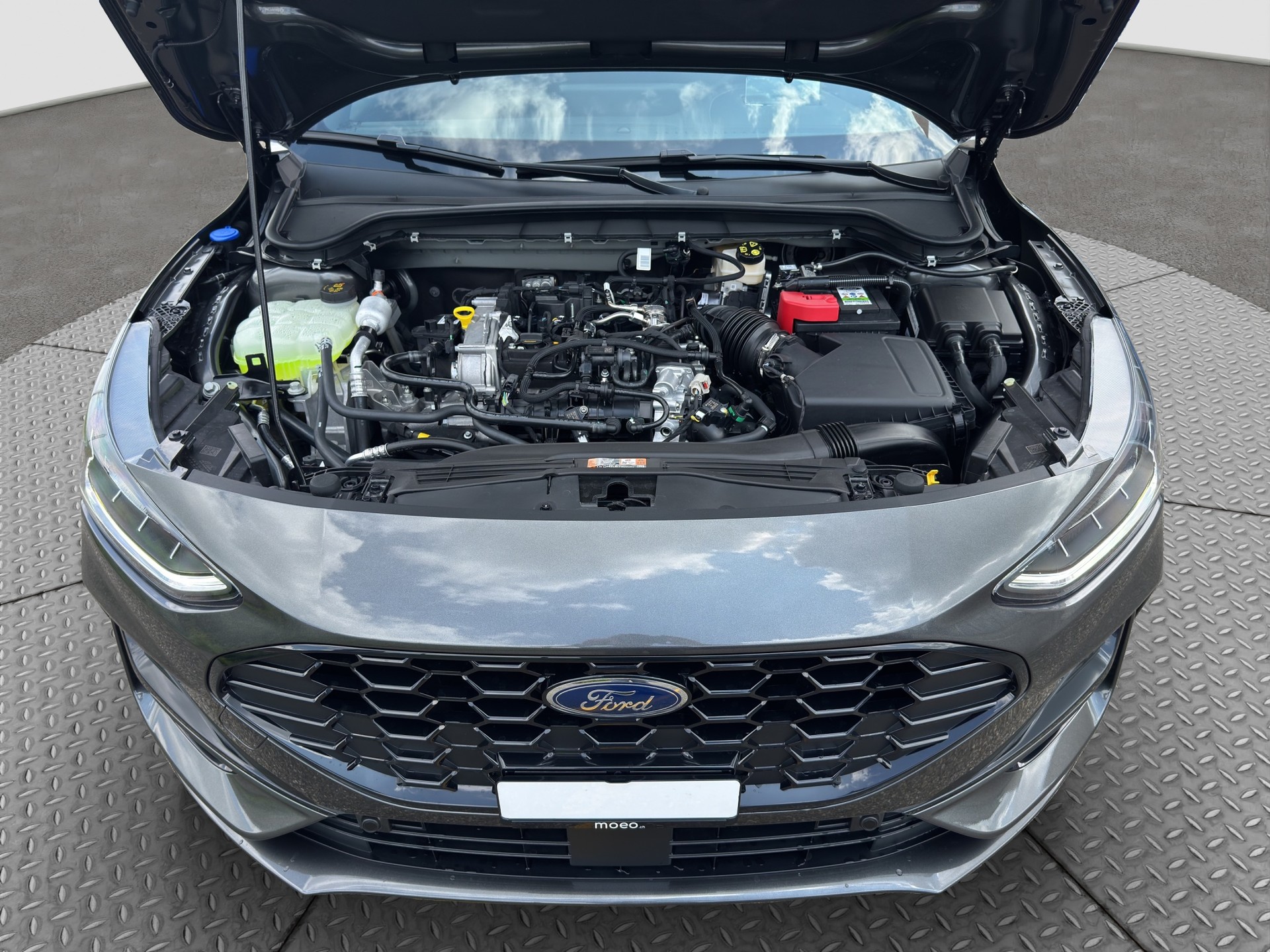 FORD Focus 1.0 MHEV ST-Line X Automat-image-22