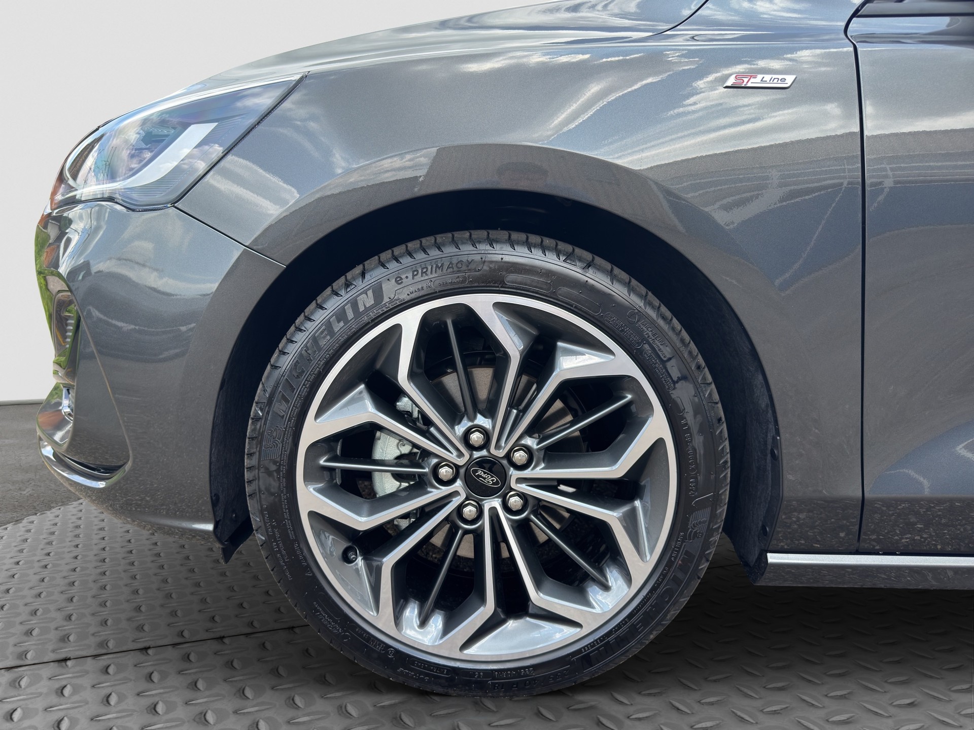 FORD Focus 1.0 MHEV ST-Line X Automat-image-21