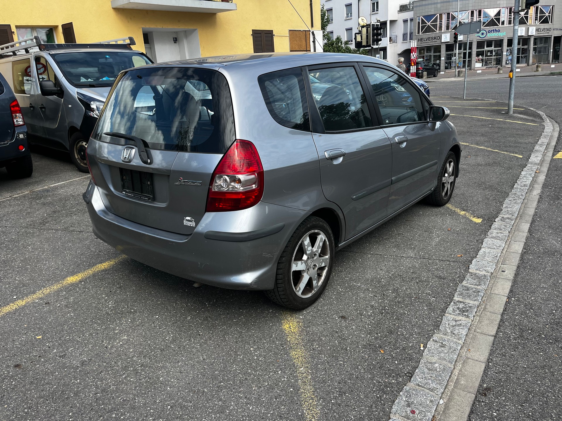 HONDA Jazz 1.4i ES-image-5