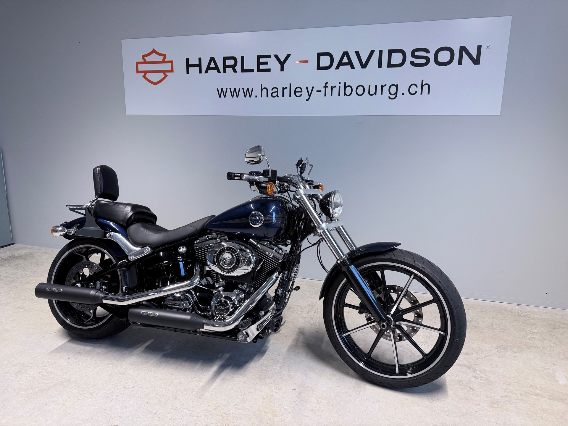 HARLEY-DAVIDSON FXSB Breakout 103 ABS-image-1