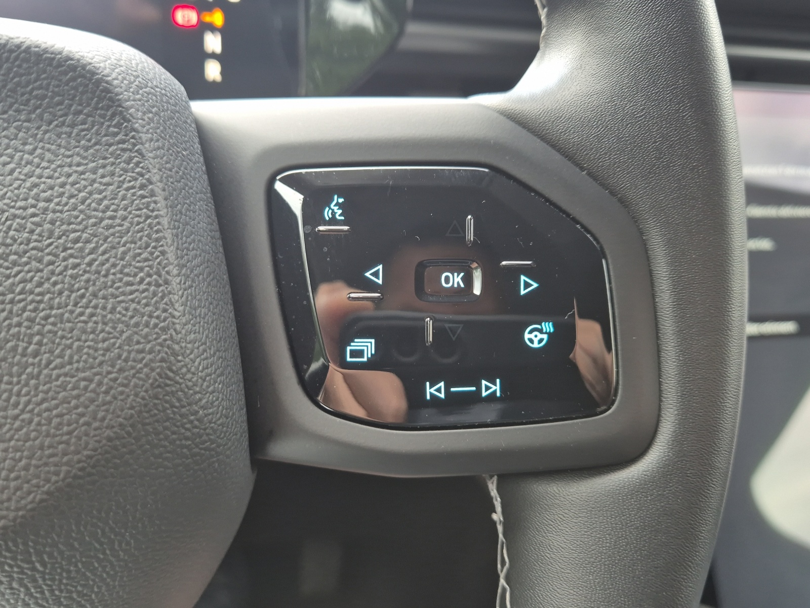 FORD Explorer Elektro 77kWh Extended Range-image-12