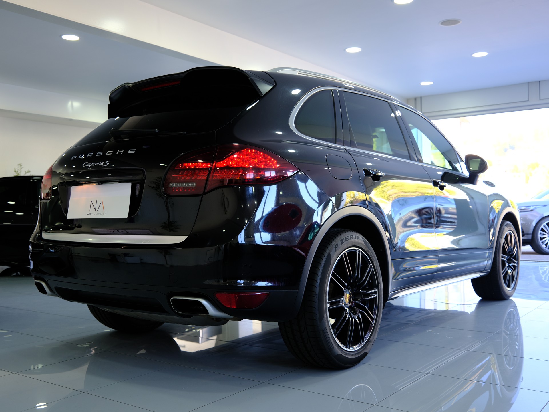 PORSCHE Cayenne S Diesel *SITZBELÜFTUNG* * PANORAMADACH*-image-6