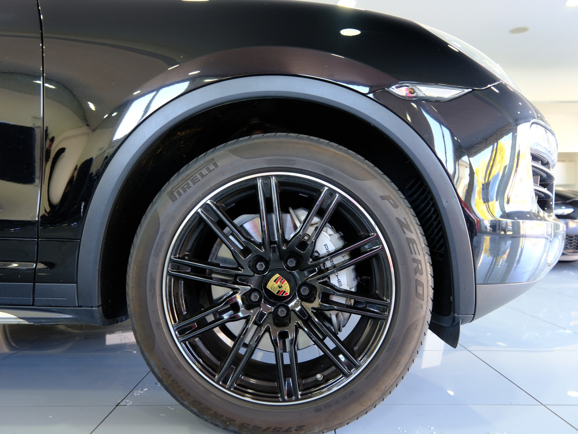 PORSCHE Cayenne S Diesel *SITZBELÜFTUNG* * PANORAMADACH*-image-10