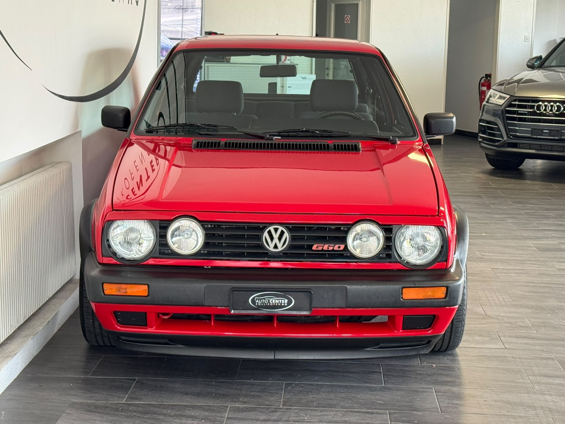 VW Golf 1800 GTI G60 Edition-showroom-element-2