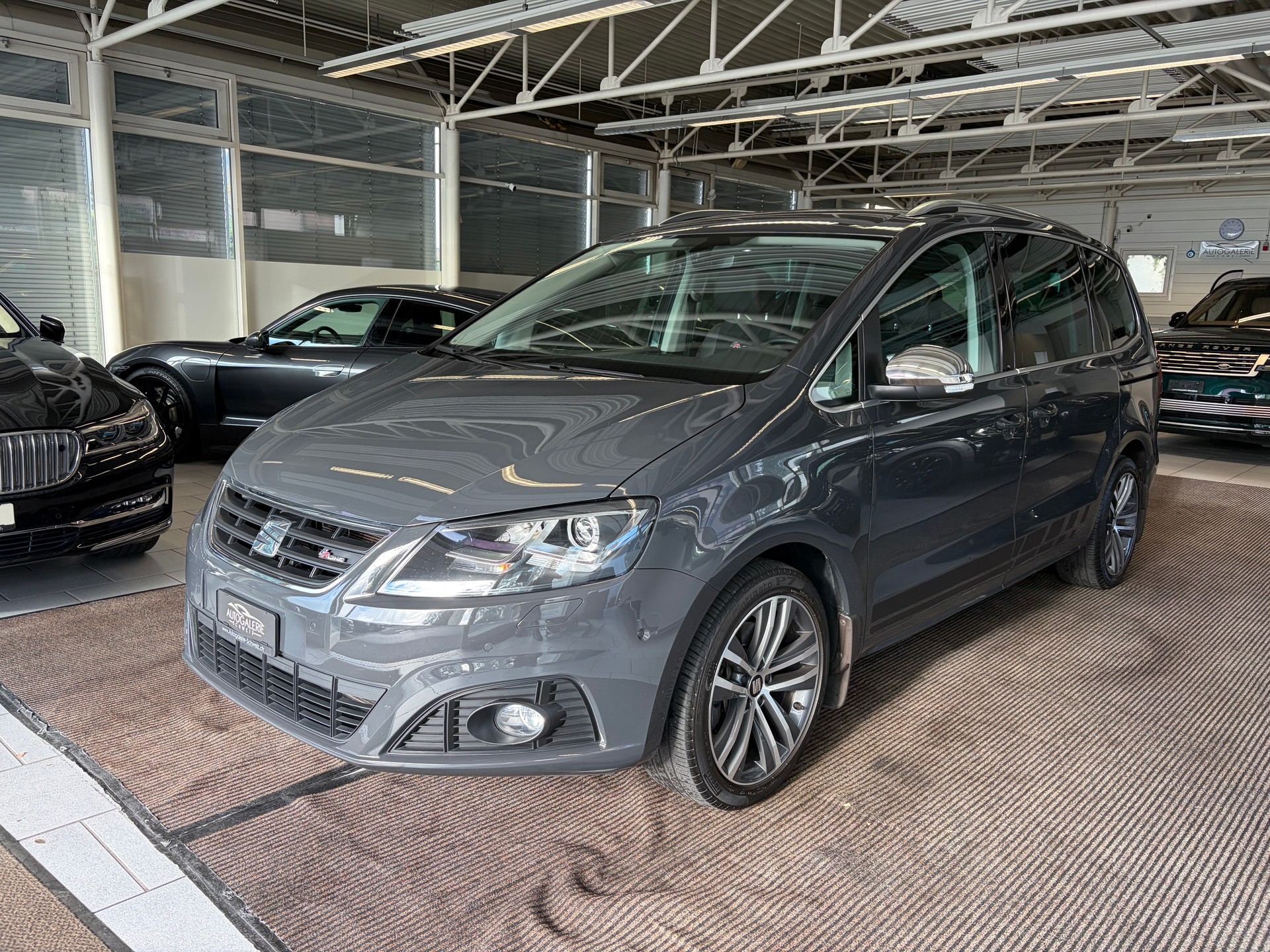 SEAT Alhambra 1.4 TSI FR Line DSG | CH | 7 Sitzer mit Kindersitzen | Elektrische Türen | AHK | Apple CarPlay/Android Auto | DAB+ |-image-8
