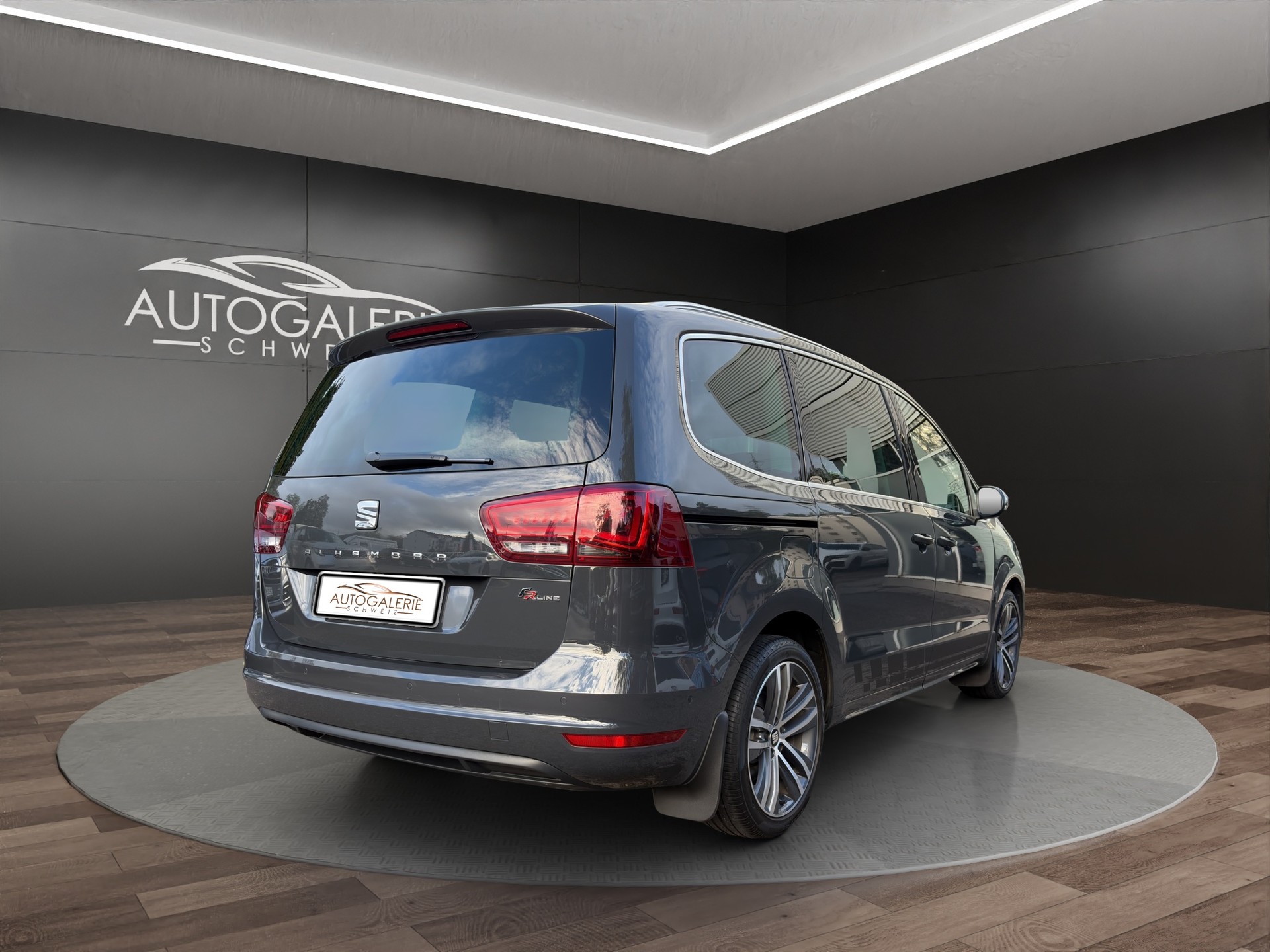 SEAT Alhambra 1.4 TSI FR Line DSG | CH | 7 Sitzer mit Kindersitzen | Elektrische Türen | AHK | Apple CarPlay/Android Auto | DAB+ |-image-4
