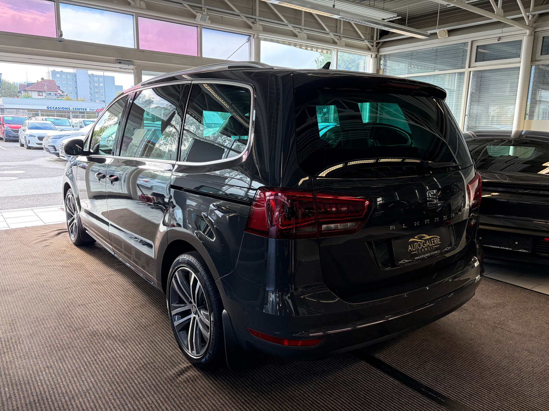 SEAT Alhambra 1.4 TSI FR Line DSG | CH | 7 Sitzer mit Kindersitzen | Elektrische Türen | AHK | Apple CarPlay/Android Auto | DAB+ |-image-10