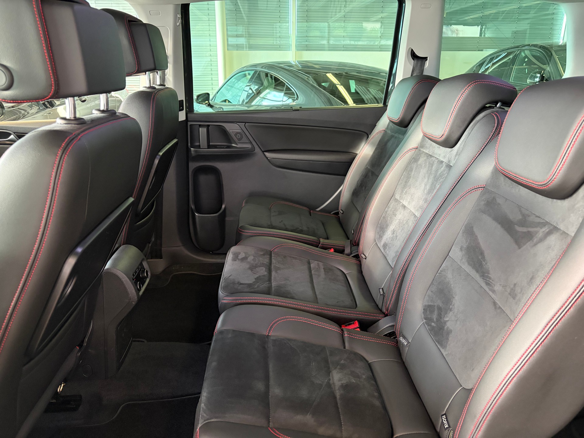 SEAT Alhambra 1.4 TSI FR Line DSG | CH | 7 Sitzer mit Kindersitzen | Elektrische Türen | AHK | Apple CarPlay/Android Auto | DAB+ |-image-22