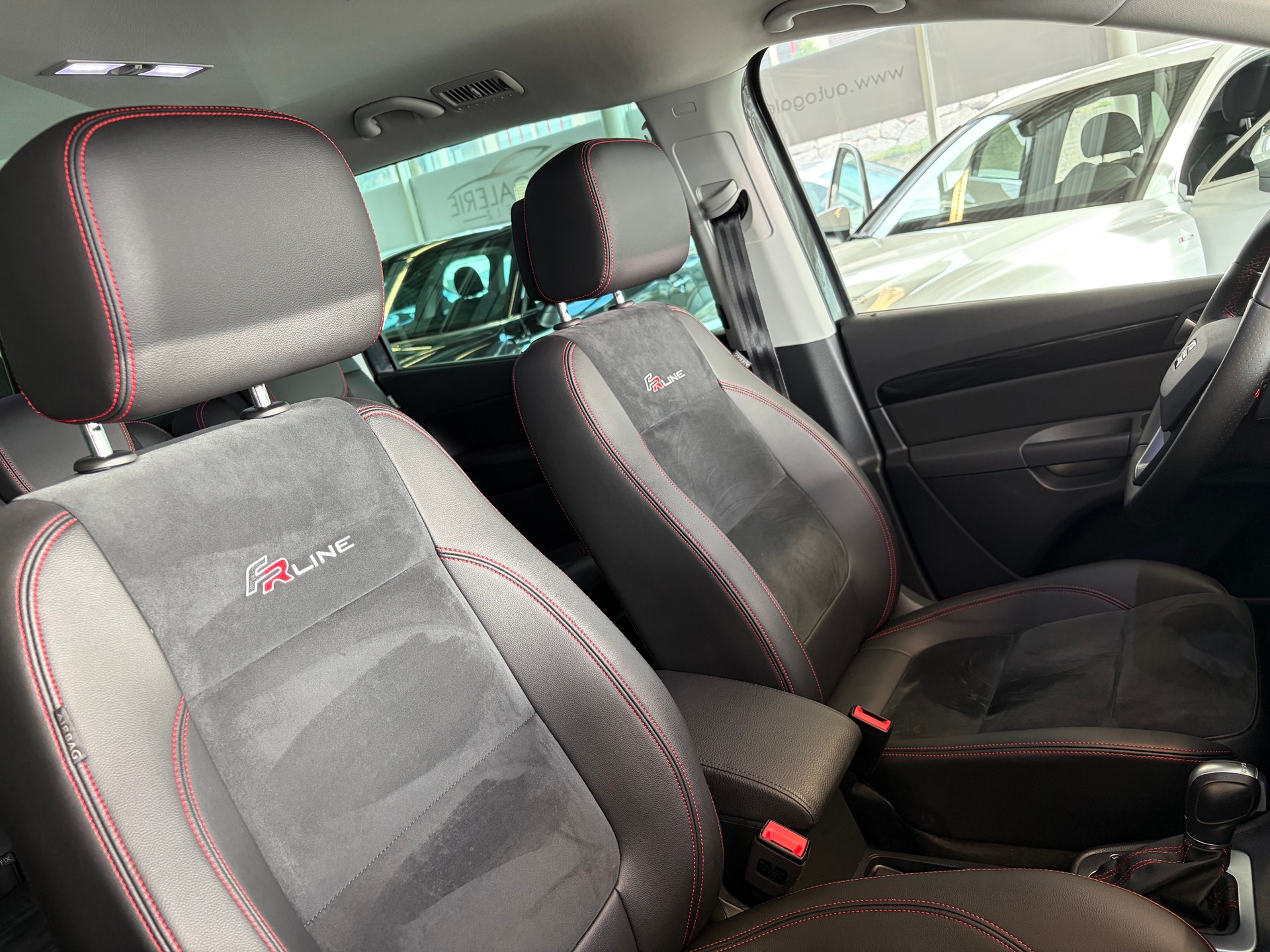 SEAT Alhambra 1.4 TSI FR Line DSG | CH | 7 Sitzer mit Kindersitzen | Elektrische Türen | AHK | Apple CarPlay/Android Auto | DAB+ |-image-38