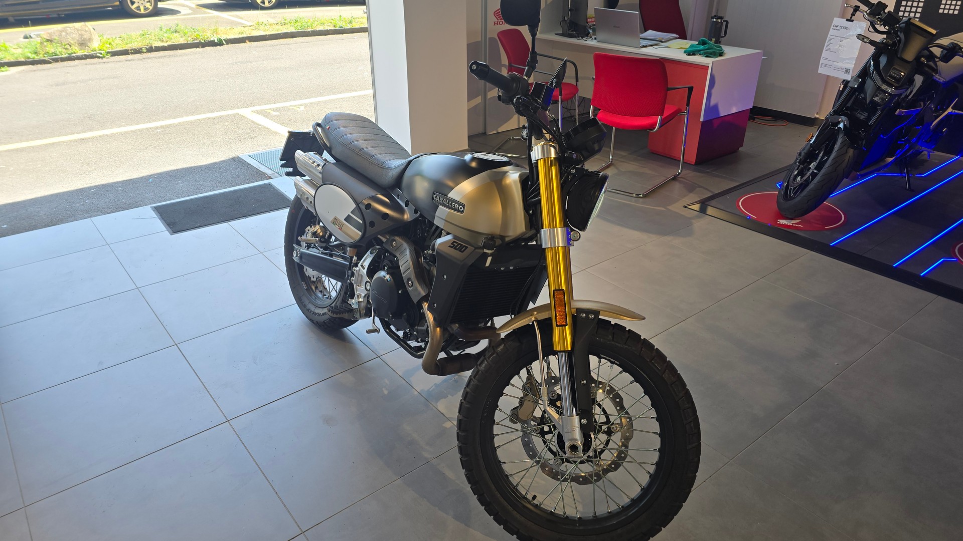 FANTIC Caballero 500 Scrambler-image-2